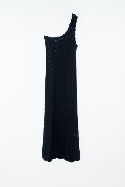 By Aylin Koenig "Adeline" One-Shoulder-Strickkleid in Schwarz