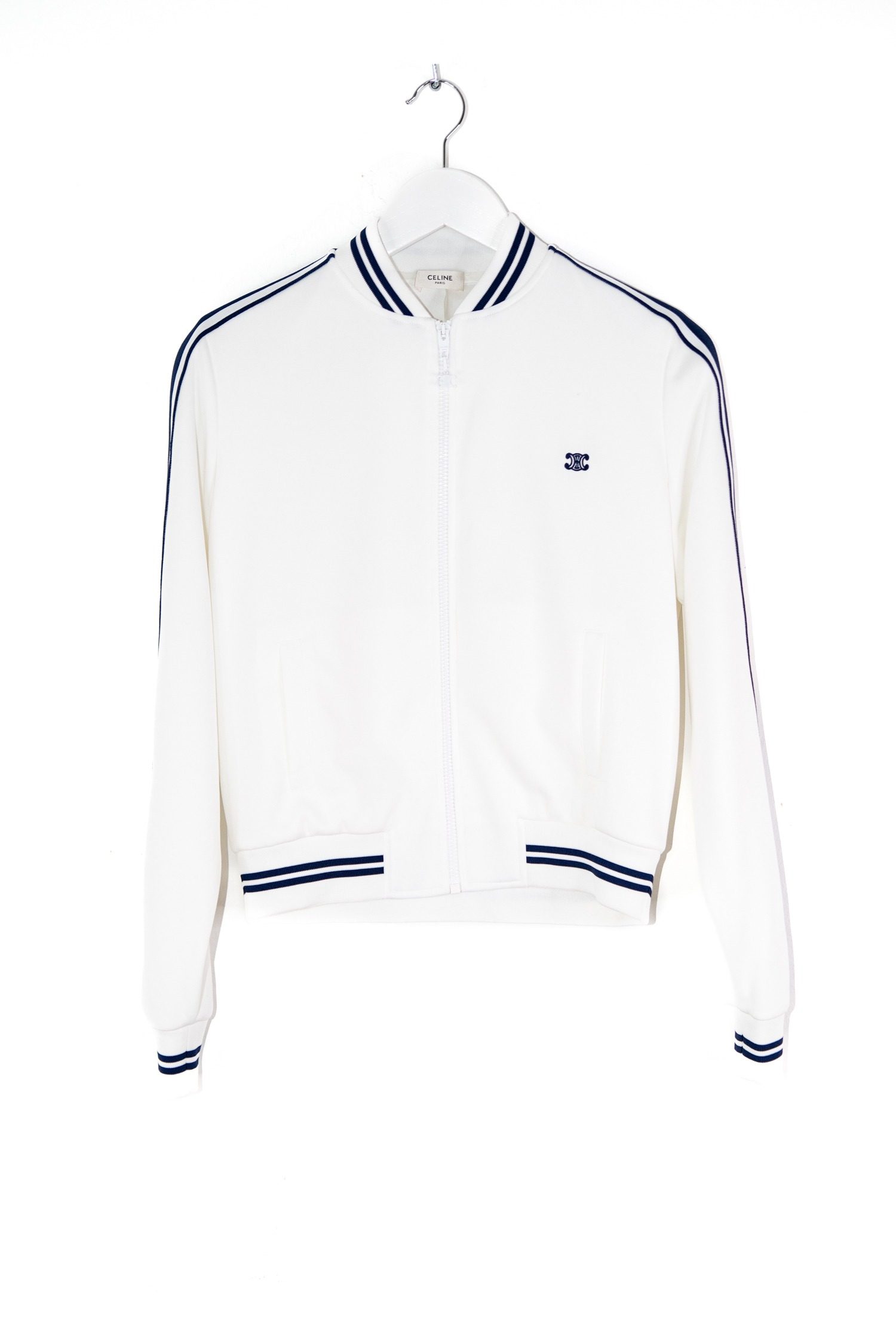 Thumbnail of http://Celine%20Trainingsjacke%20in%20Weiß%20und%20Dunkelblau