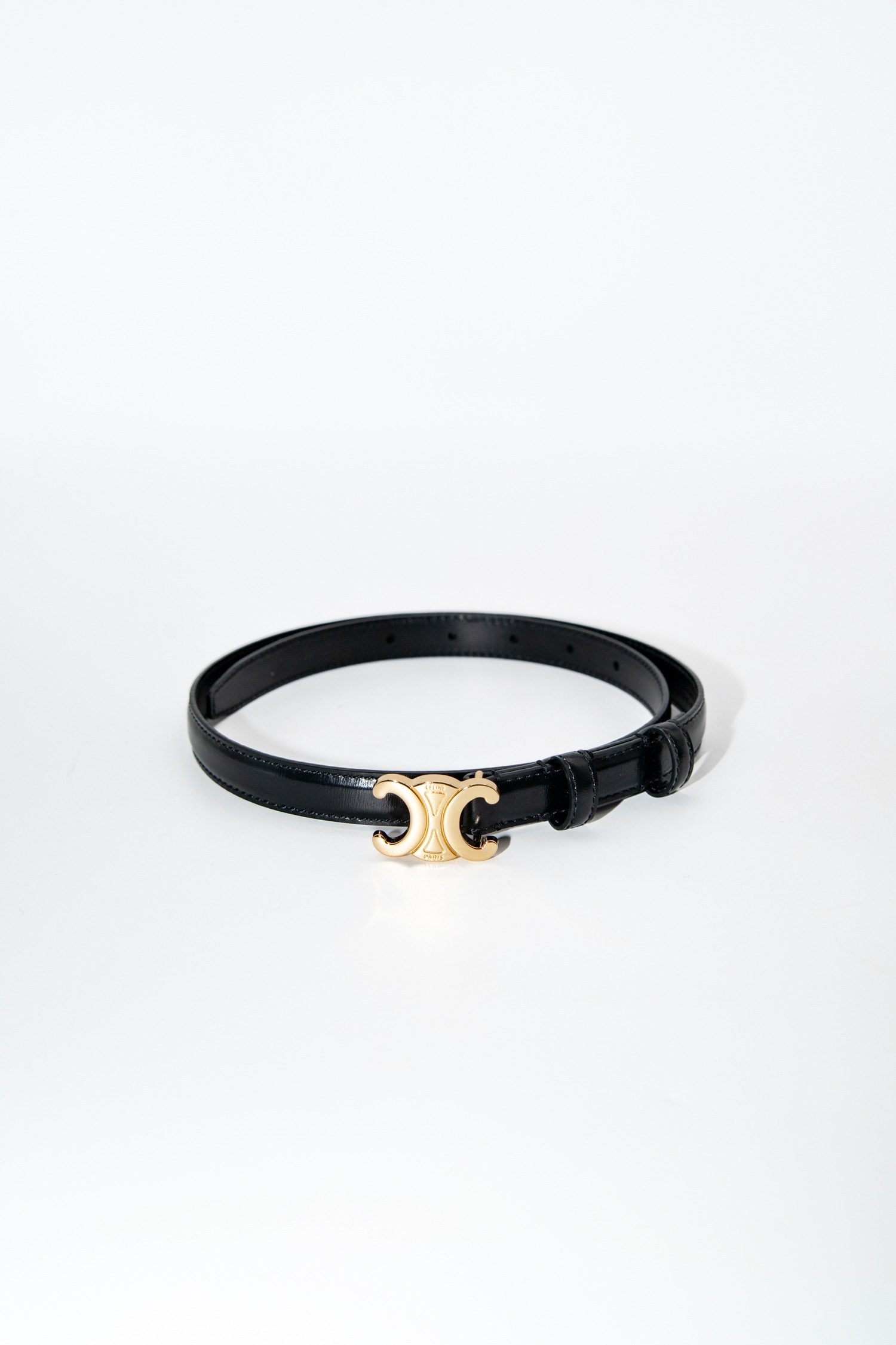 Thumbnail of http://Celine%20Triomphe%20Gürtel%20in%20Schwarz%20und%20Gold