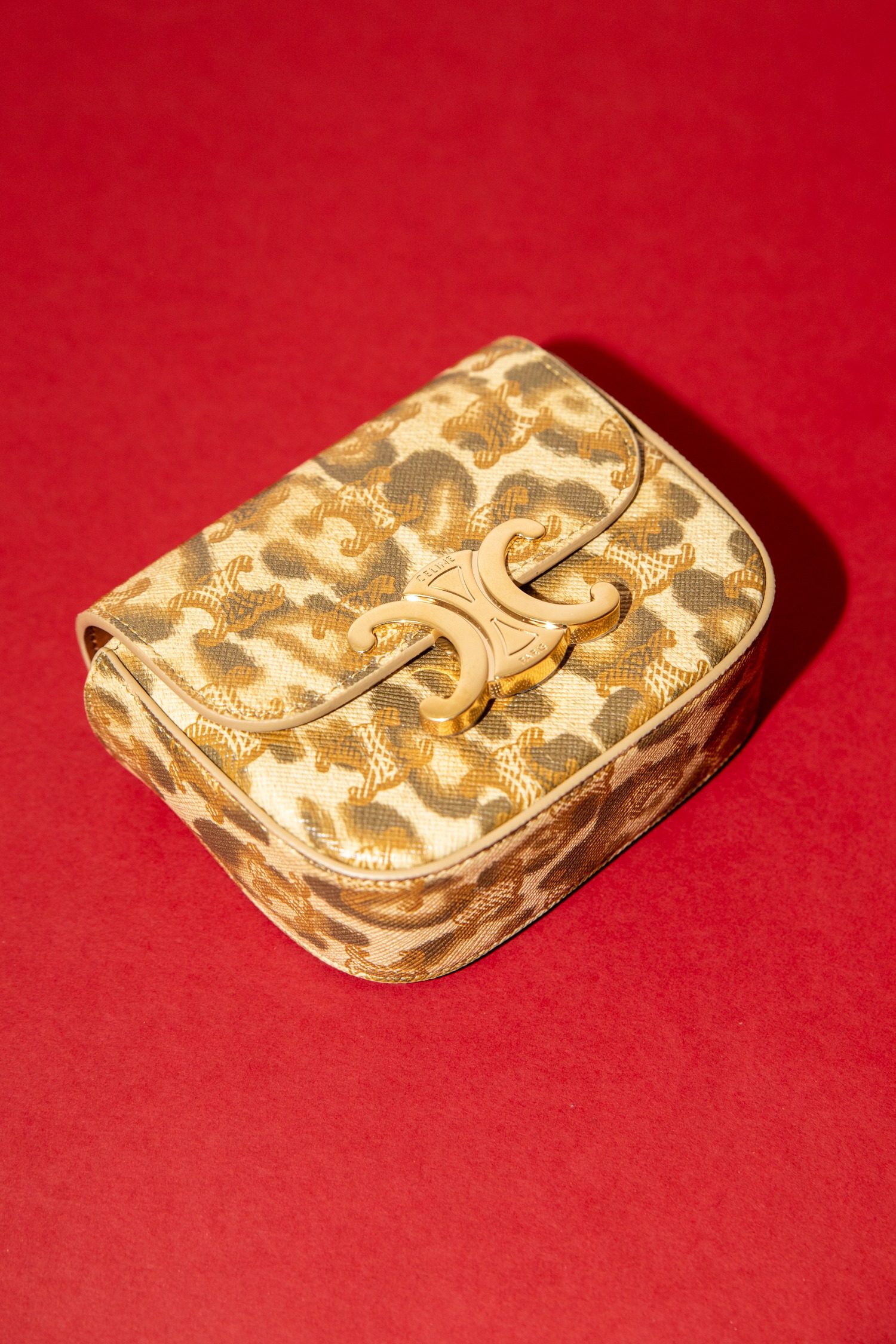 Thumbnail of http://Celine%20Mini%20Claude%20Umhängetasche%20mit%20Leoparden-Print