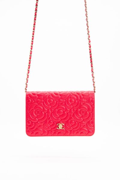 Chanel "Wallet on Chain" Umhängetasche in Cyclam und Gold