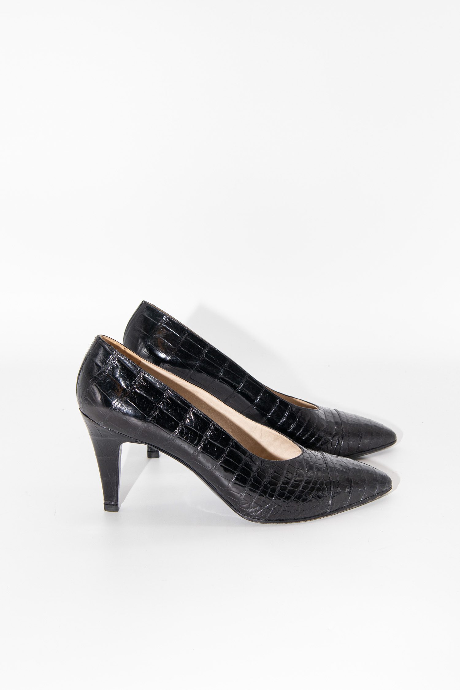 Chanel Pumps aus Leder in Schwarz