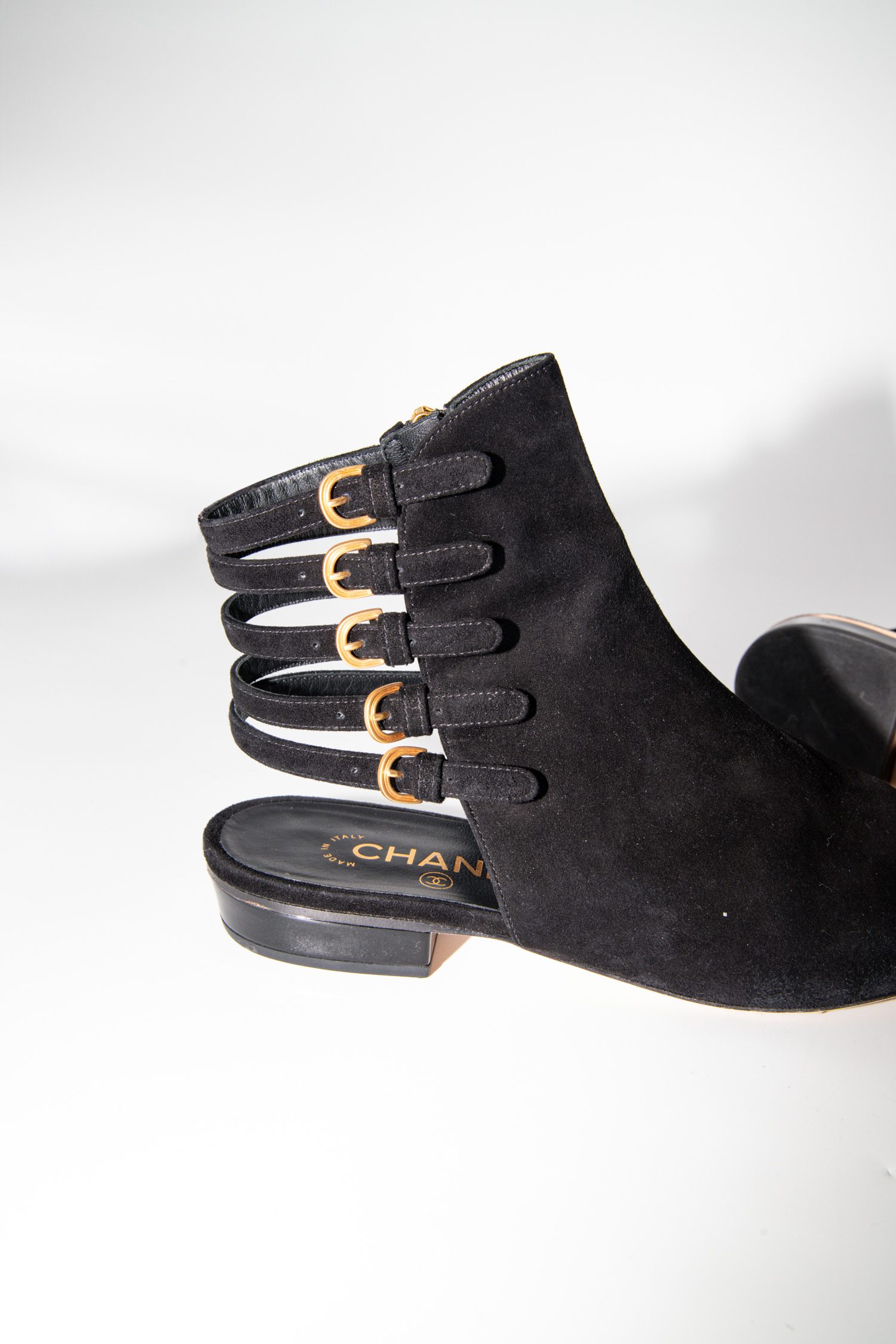 Chanel spitze Ankle Boots mit vielen Riemen in Schwarz