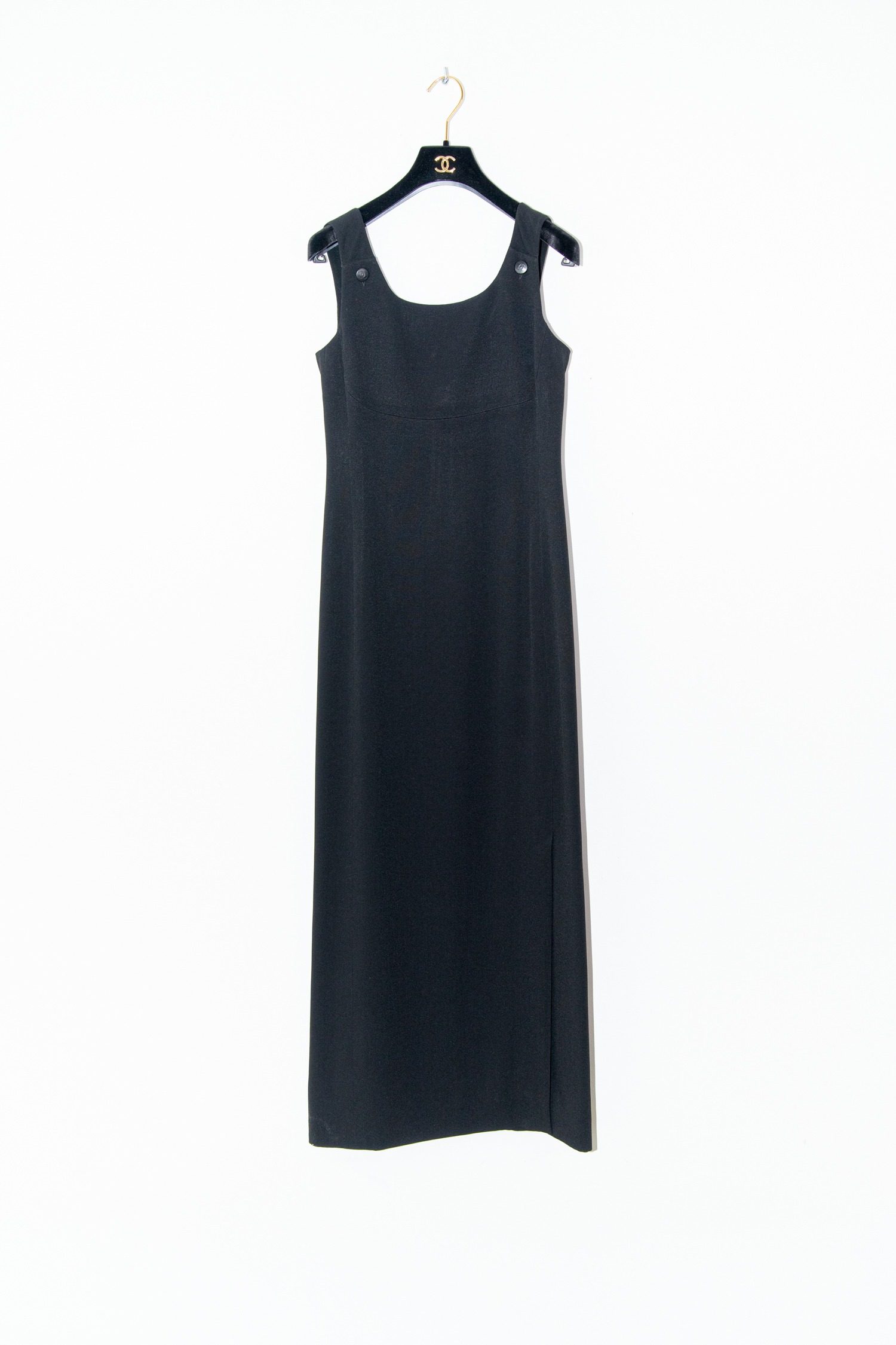Thumbnail of http://Chanel%20gerades%20Maxikleid%20mit%20Knöpfen%20in%20Schwarz
