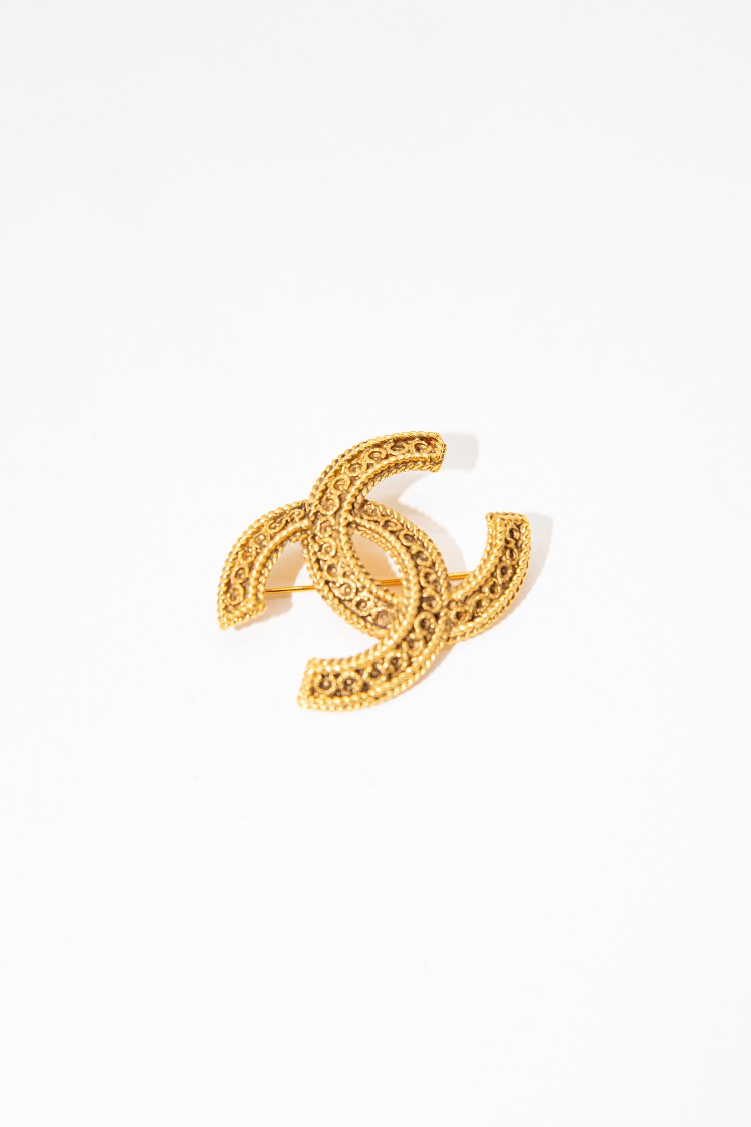 Thumbnail of http://Chanel%20Vintage%20Brosche%20in%20Gold