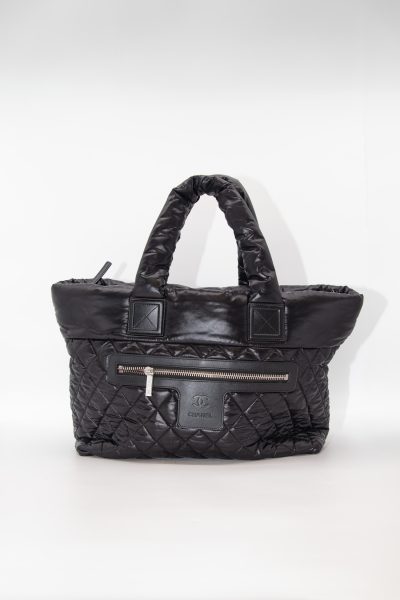 Chanel "Coco Cocoon" Schultertasche in Schwarz