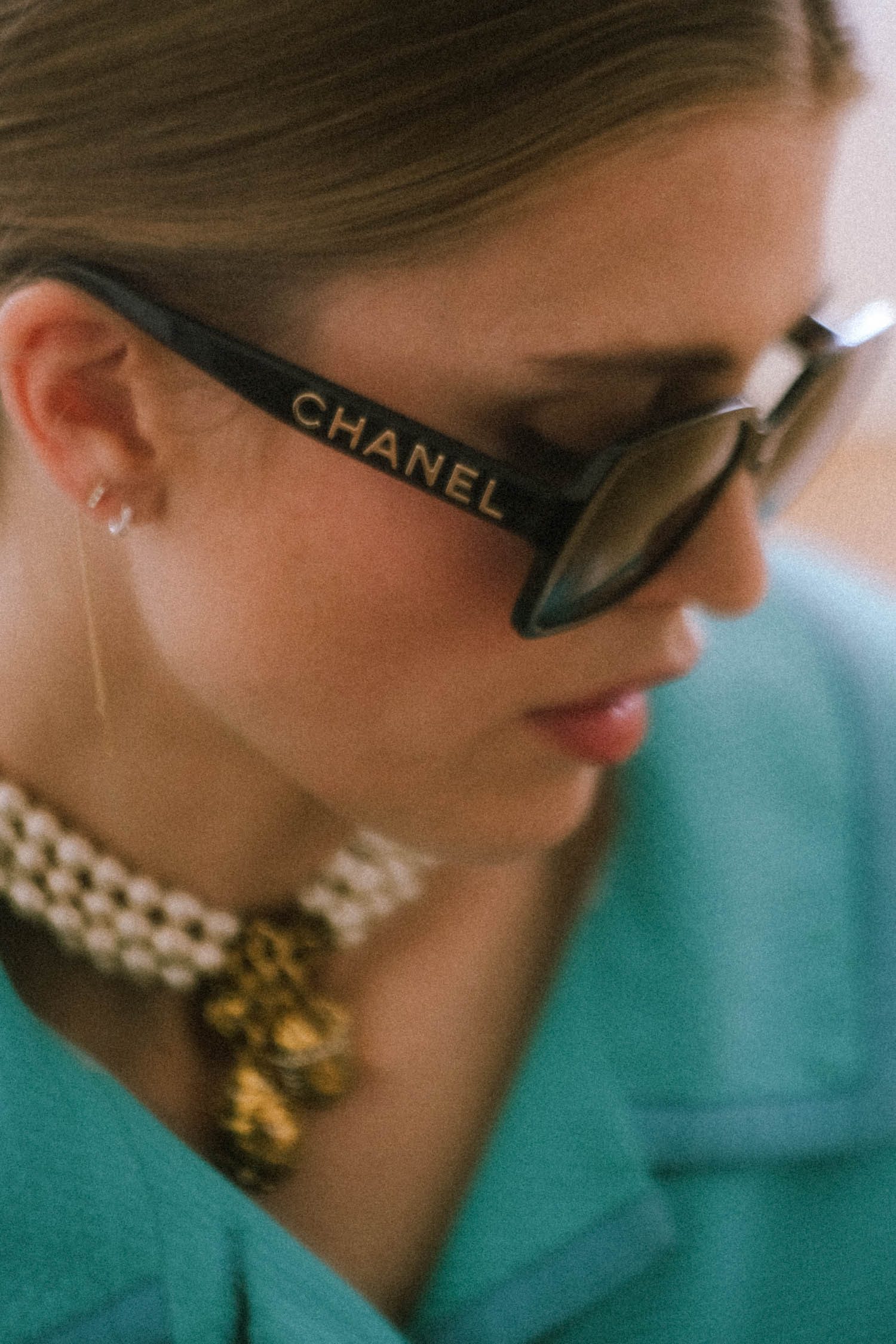 Chanel große quadratische Sonnenbrille in Schwarz