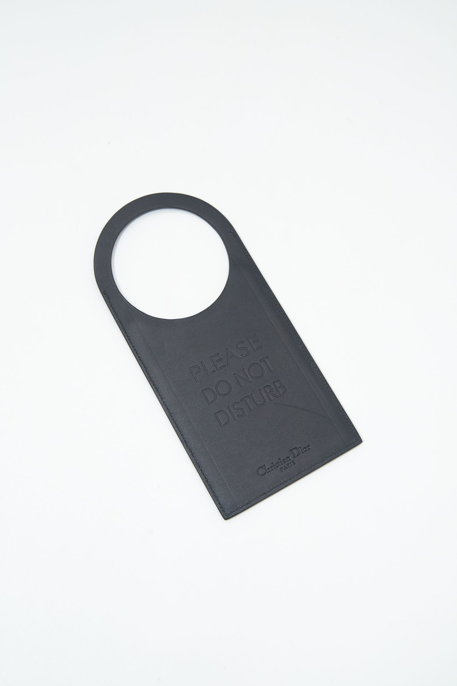 Thumbnail of http://Dior%20Türschild%20in%20Dunkelblau%20und%20Natur