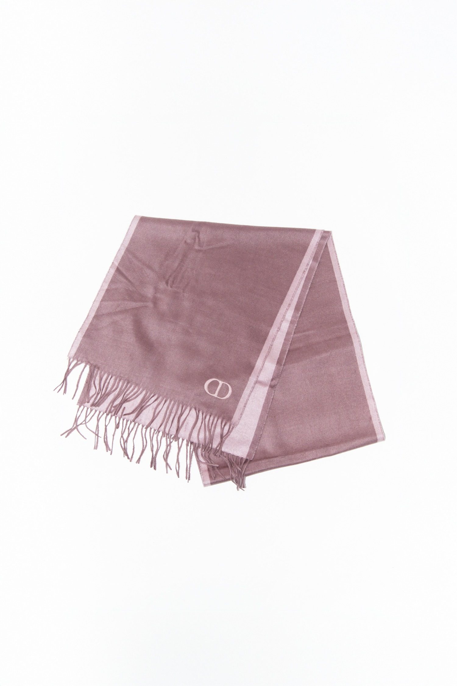 Thumbnail of http://Dior%20Schal%20mit%20Fransen%20Bicolor%20in%20Mauve