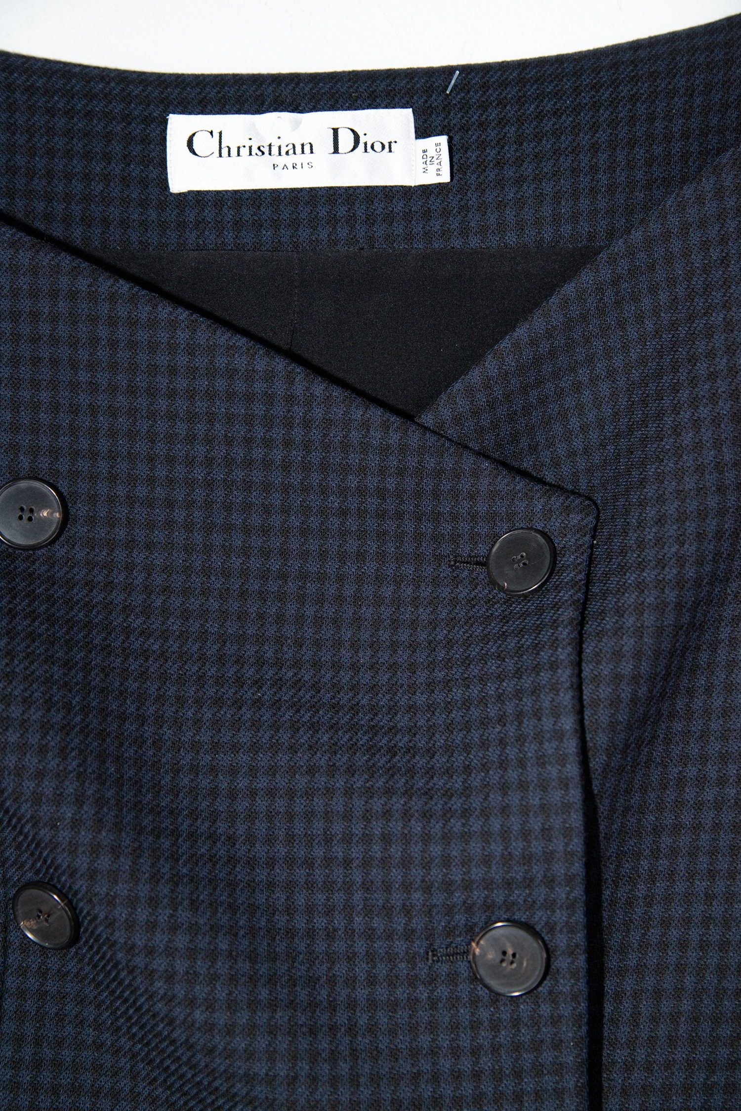 Thumbnail of http://Christian%20Dior%20Vintage%20Jacke%20in%20Schwarz%20und%20Dunkelblau