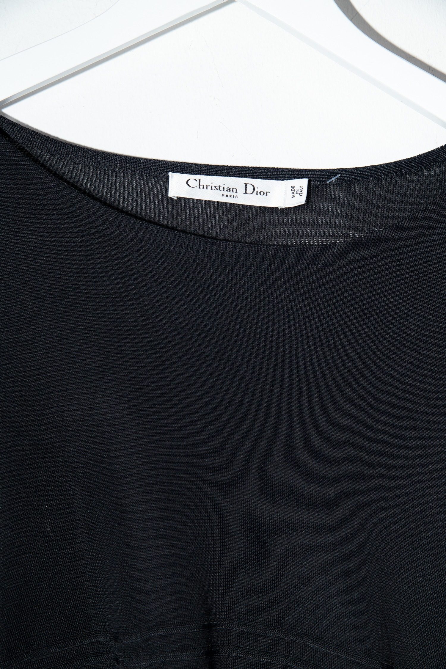 Thumbnail of http://Christian%20Dior%20Asymetrisches%20Vintage%20Oberteil%20in%20Schwarz