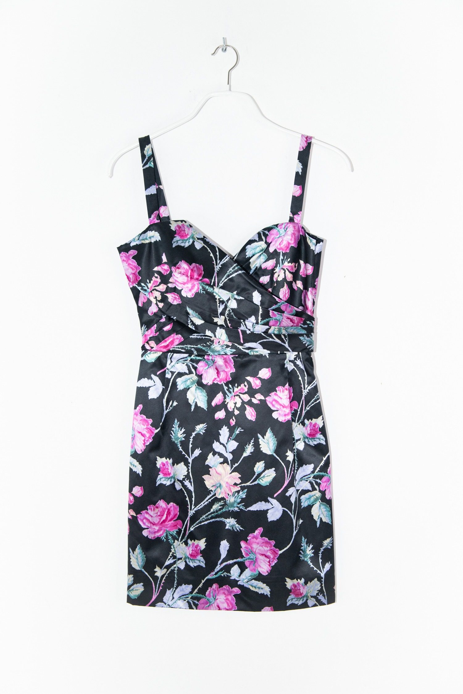 Thumbnail of http://Escada%20Couture%20Plissee%20Minikleid%20in%20Rosa