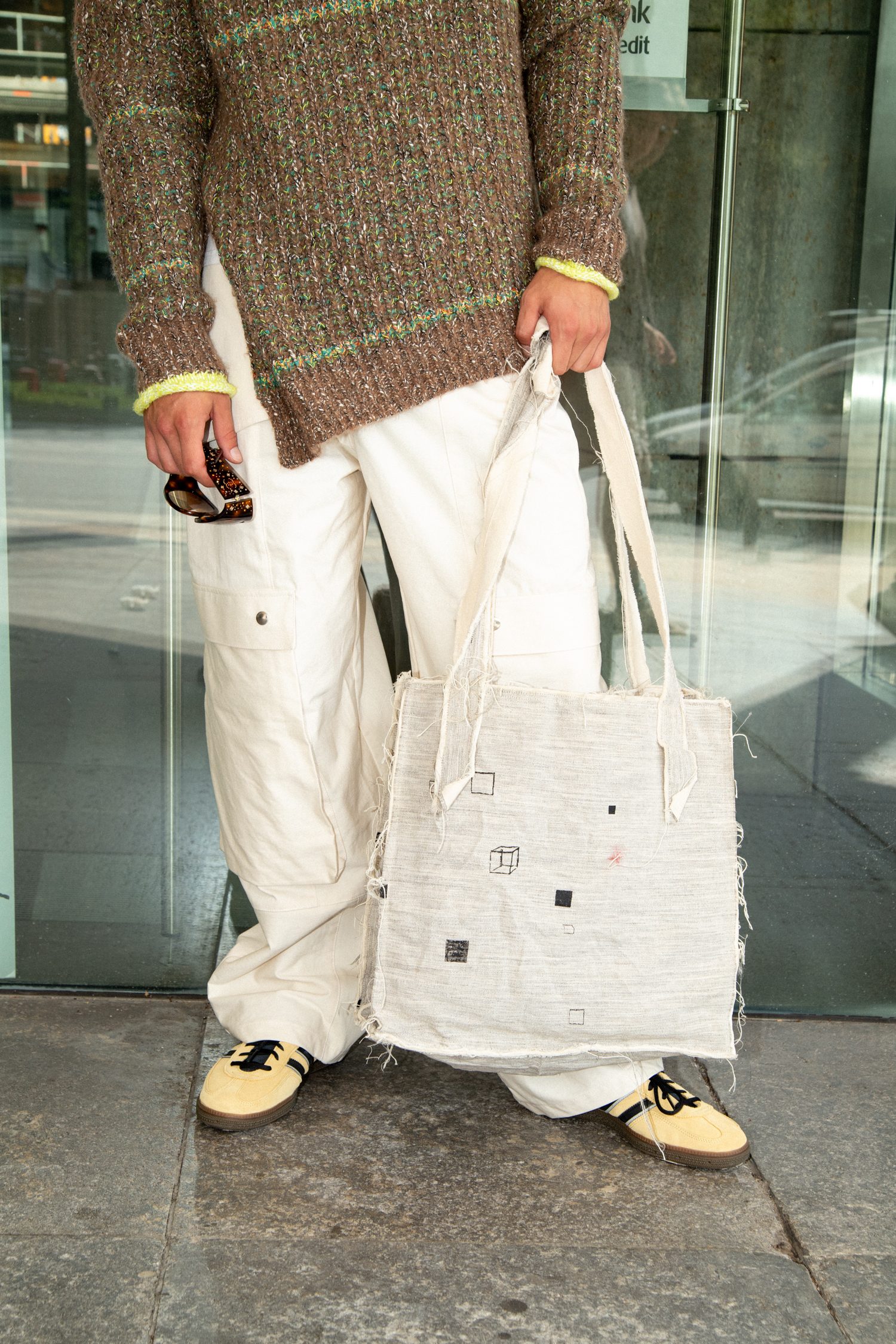 Elena Dawson Tote Bag Maxi in Schwarz und Grau