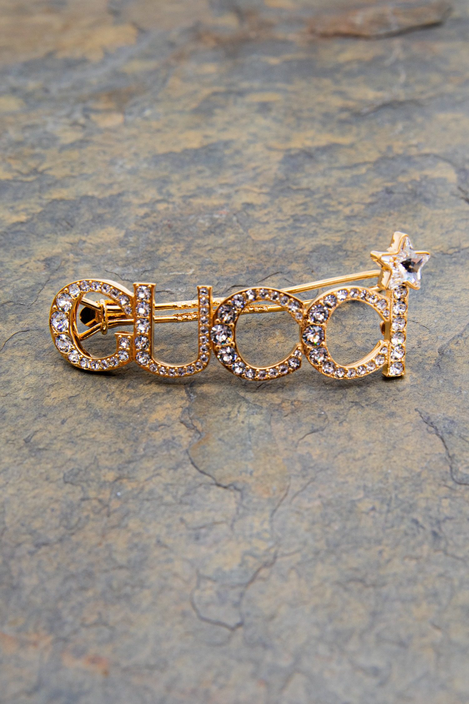 Thumbnail of http://Gucci%20Haarspange%20mit%20Strass%20in%20Gold