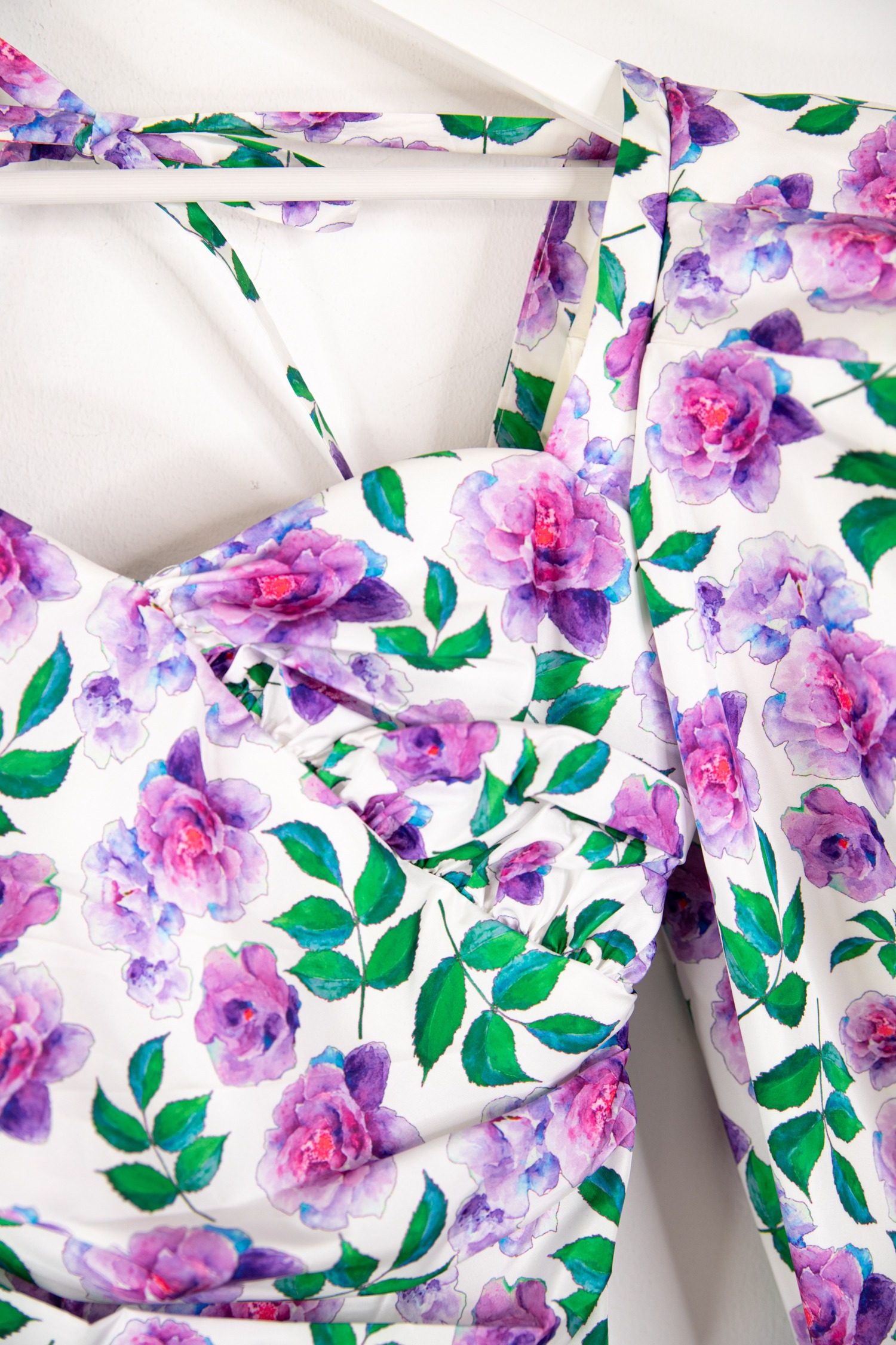 Thumbnail of http://Guiseppe%20di%20Morabito%20Bluse%20mit%20Blumen-Print%20in%20Lila%20und%20Weiß
