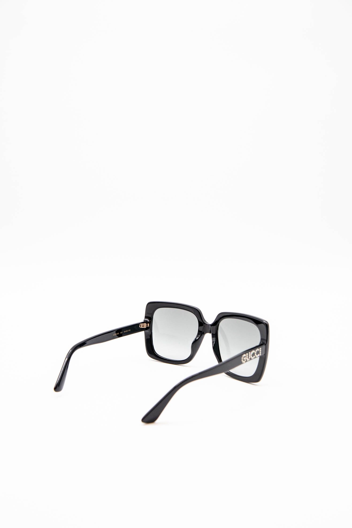 Thumbnail of http://Gucci%20Sonnenbrille%20mit%20rechteckigem%20Rahmen%20in%20Schwarz