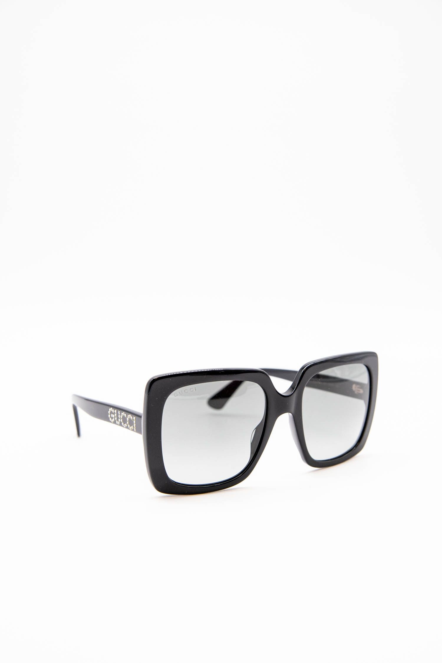 Thumbnail of http://Gucci%20Sonnenbrille%20mit%20rechteckigem%20Rahmen%20in%20Schwarz