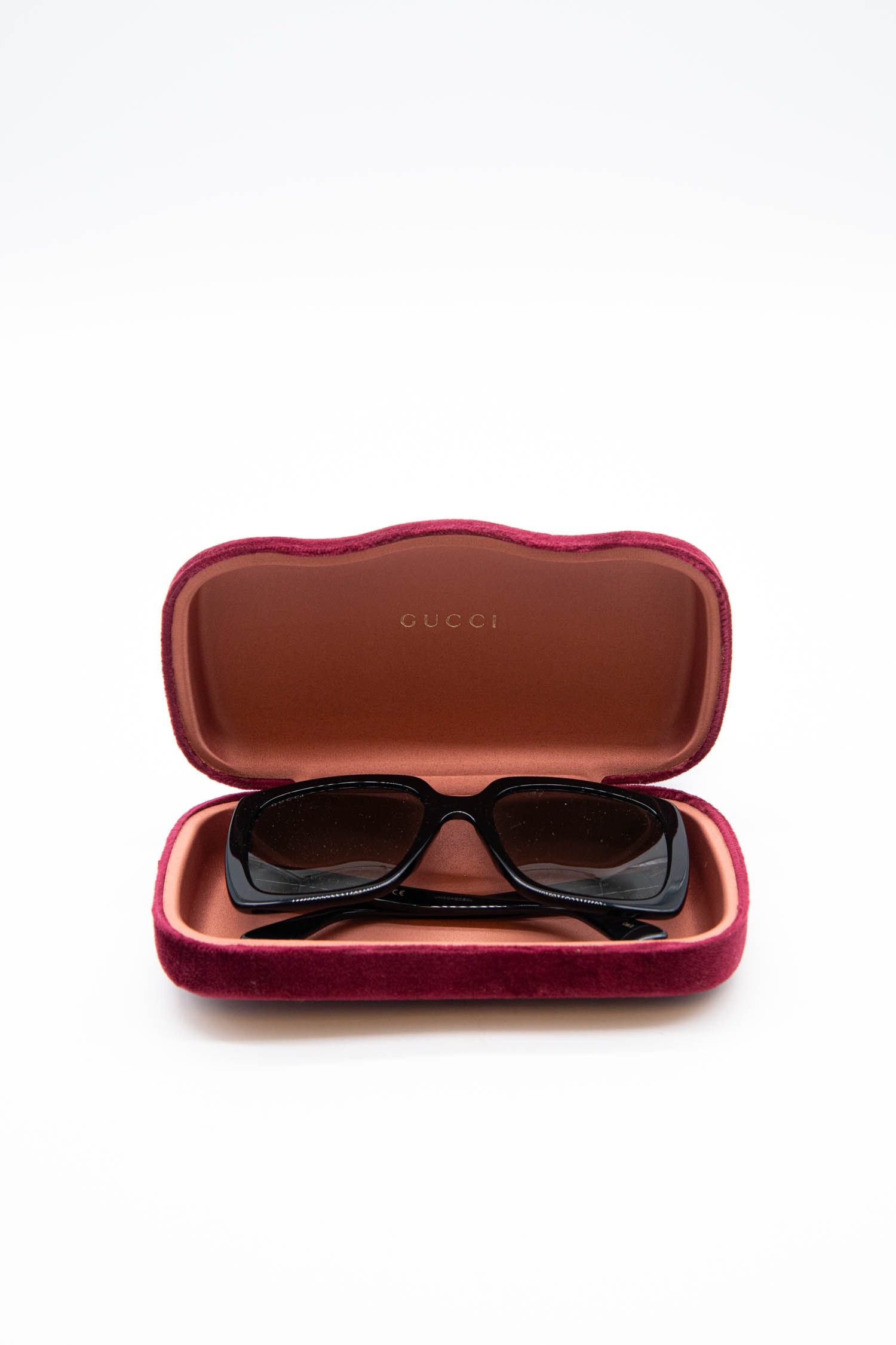 Thumbnail of http://Gucci%20Sonnenbrille%20mit%20rechteckigem%20Rahmen%20in%20Schwarz