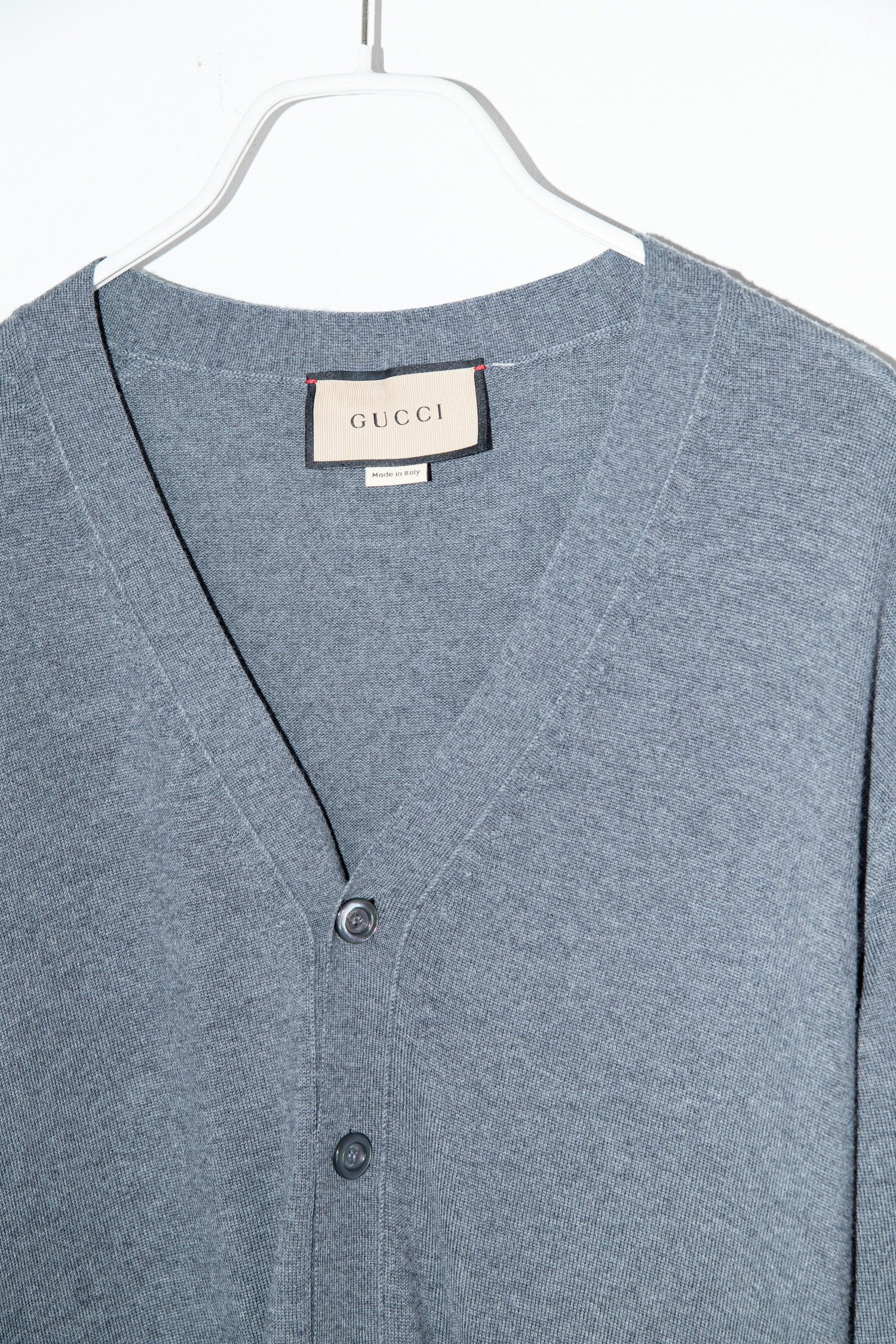 Thumbnail of http://Gucci%20Strickjacke%20in%20Grau