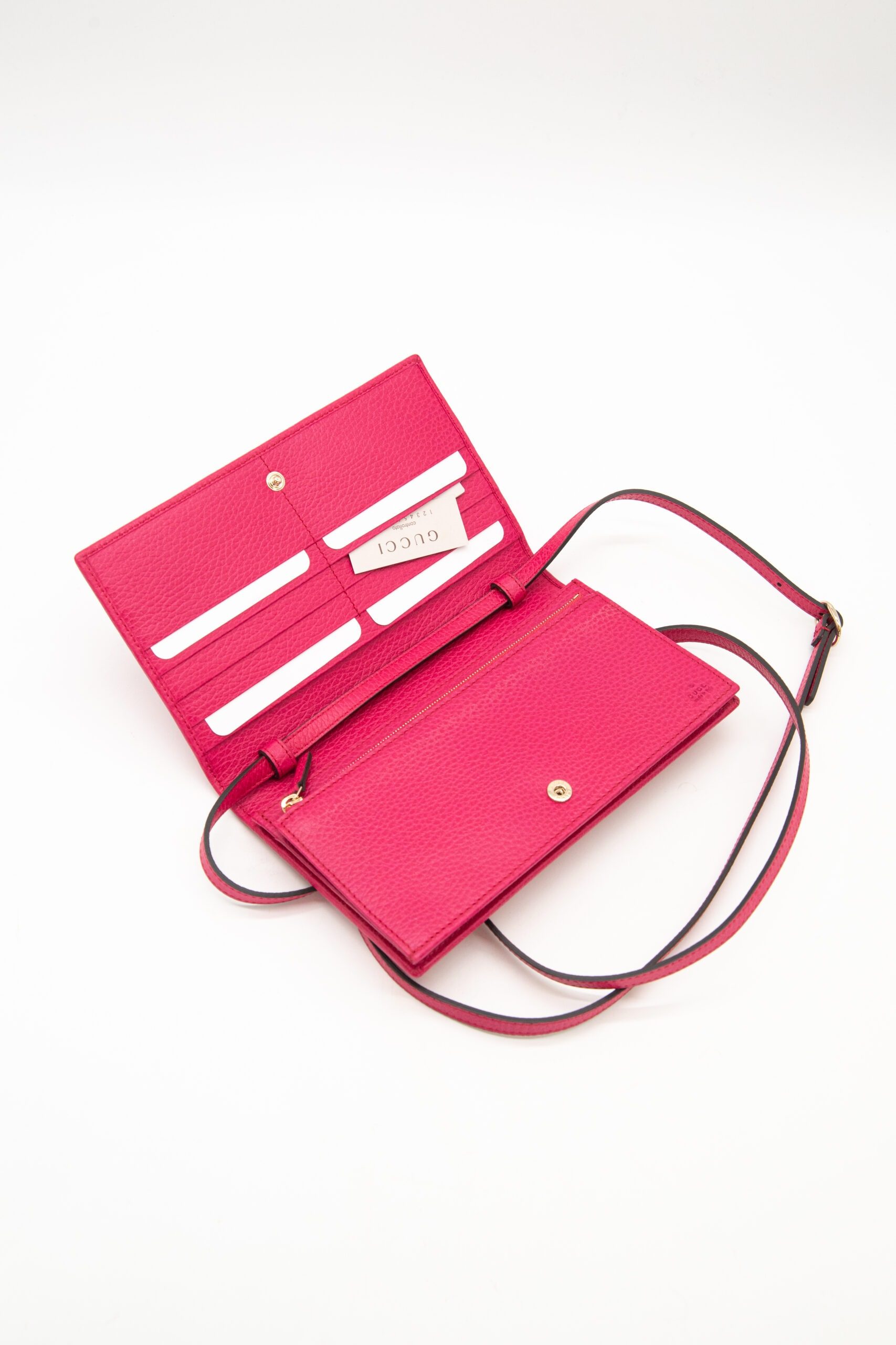 Thumbnail of http://Gucci%20Clutch%20zum%20Umhängen%20in%20Pink%20und%20Gold