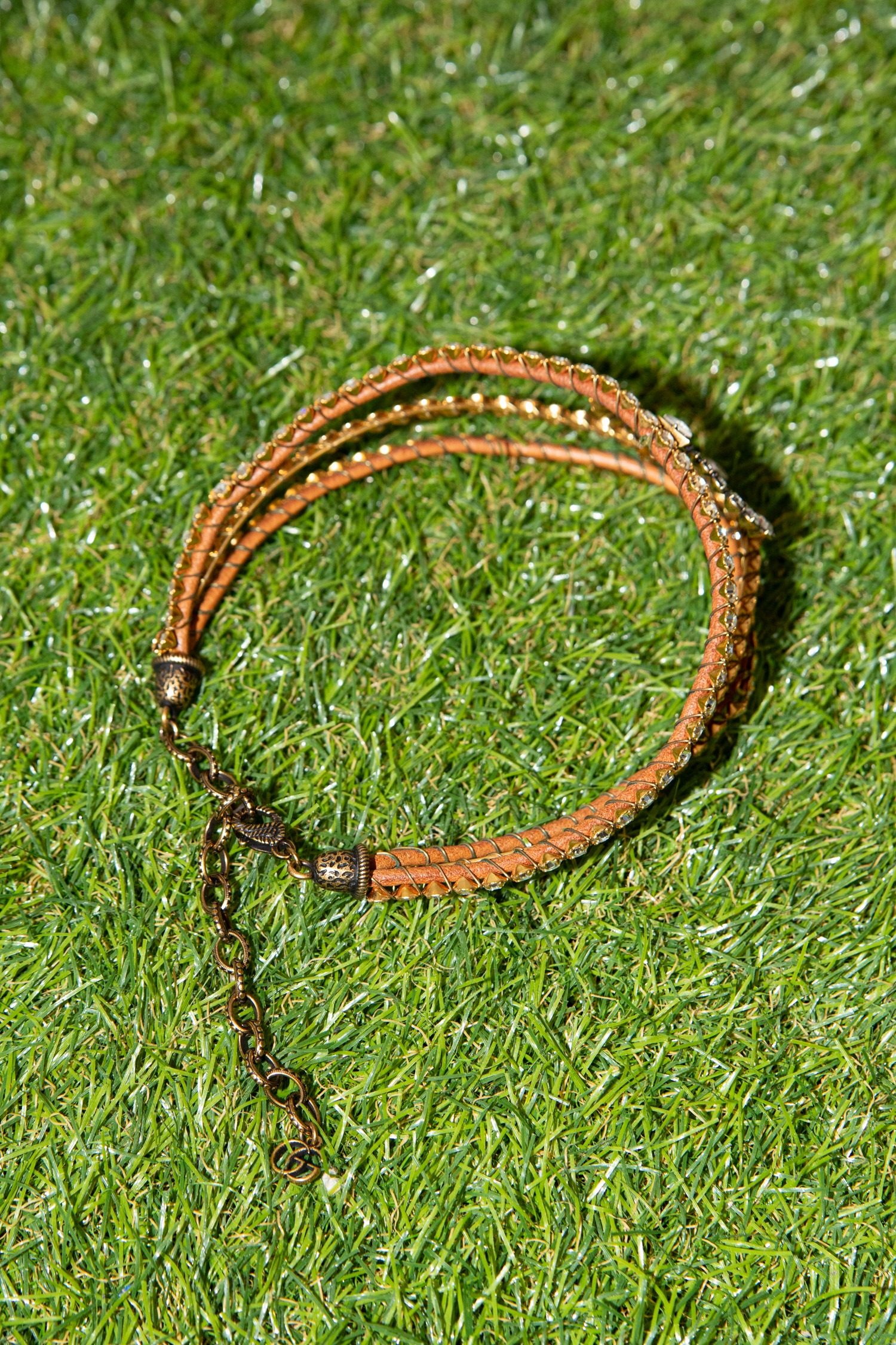 Thumbnail of http://MCM%20Patricia%20Portemonnaie%20zum%20Umhängen%20in%20Rosa%20und%20Silber