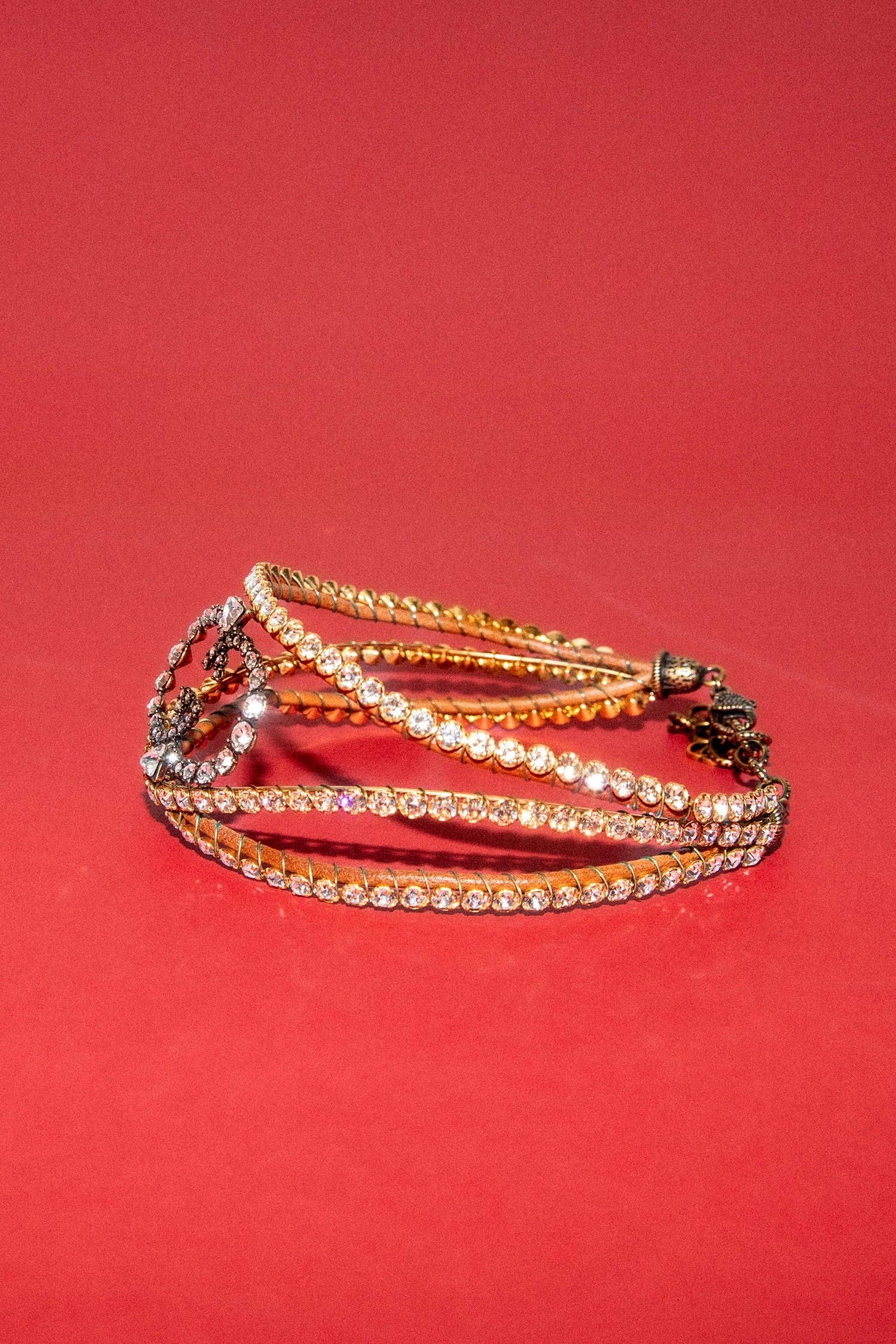 Thumbnail of http://MCM%20Patricia%20Portemonnaie%20zum%20Umhängen%20in%20Rosa%20und%20Silber