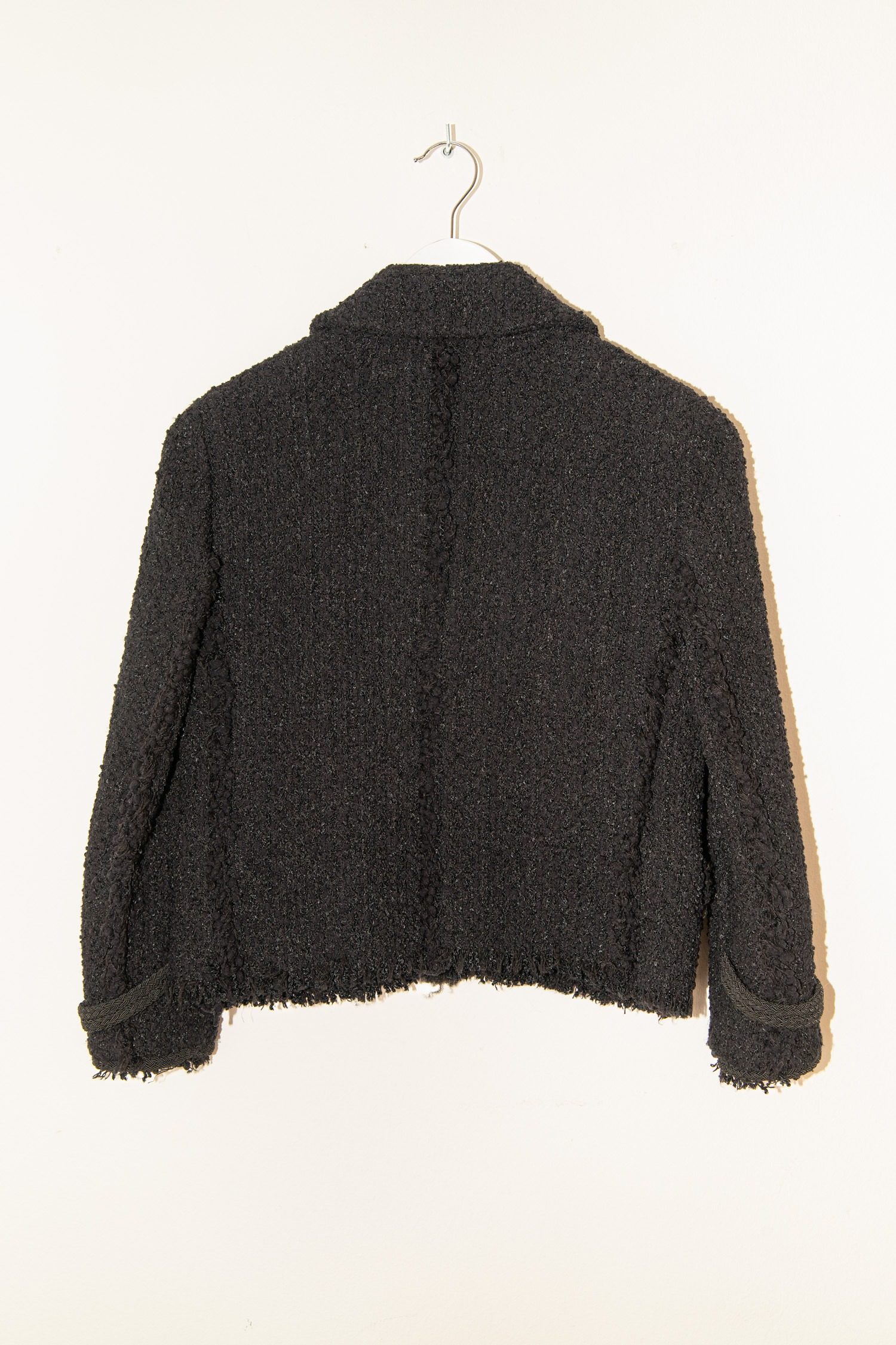 Thumbnail of http://Gucci%20kurze%20Bouclé-Jacke%20mit%20Tigerknöpfen%20in%20Schwarz