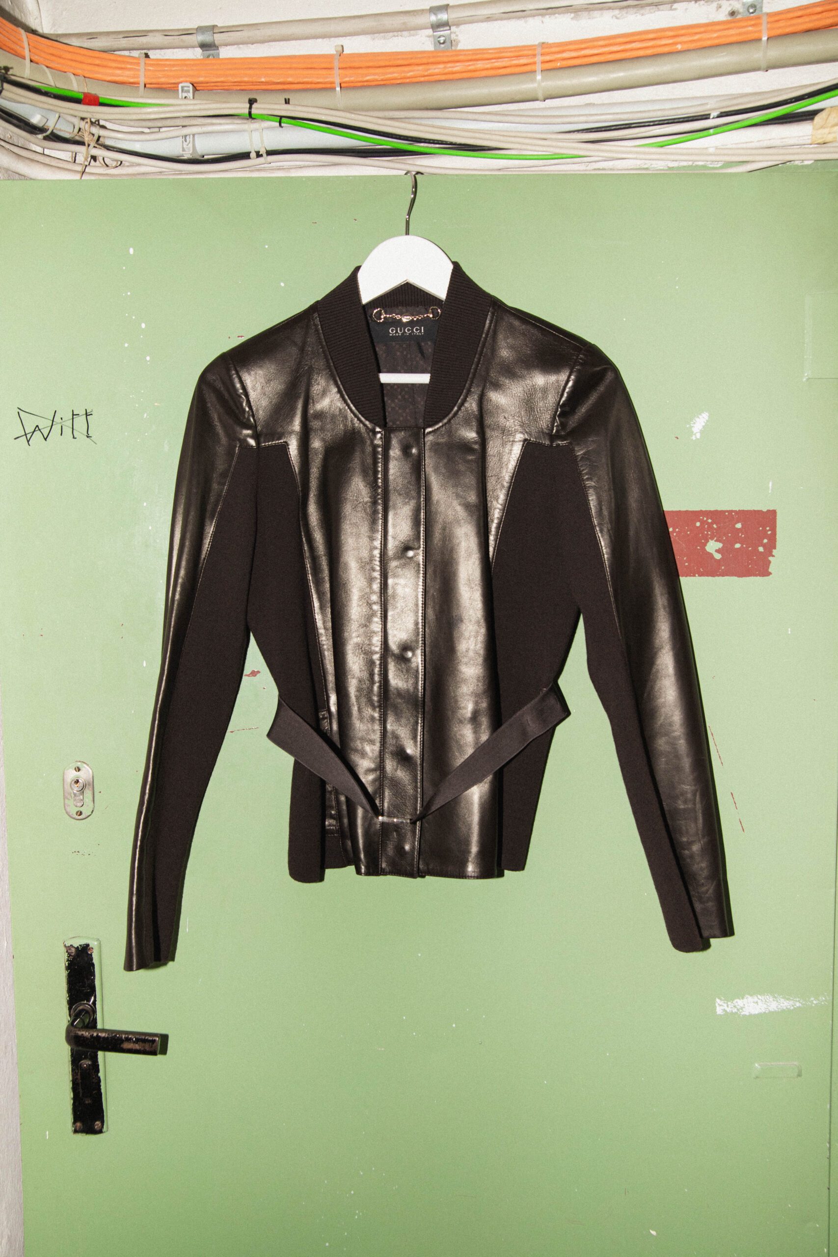Gucci Lederjacke mit Gürtel in Dunkelbraun