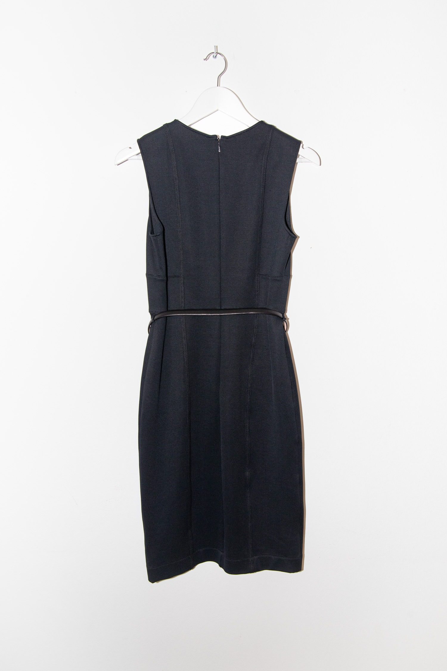 Thumbnail of http://Gucci%20Midikleid%20mit%20Gürtel%20in%20Schwarz