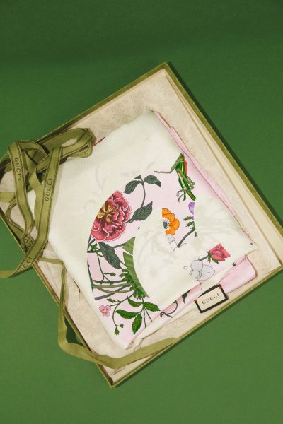 Gucci Seidentuch mit floralen Motiven
