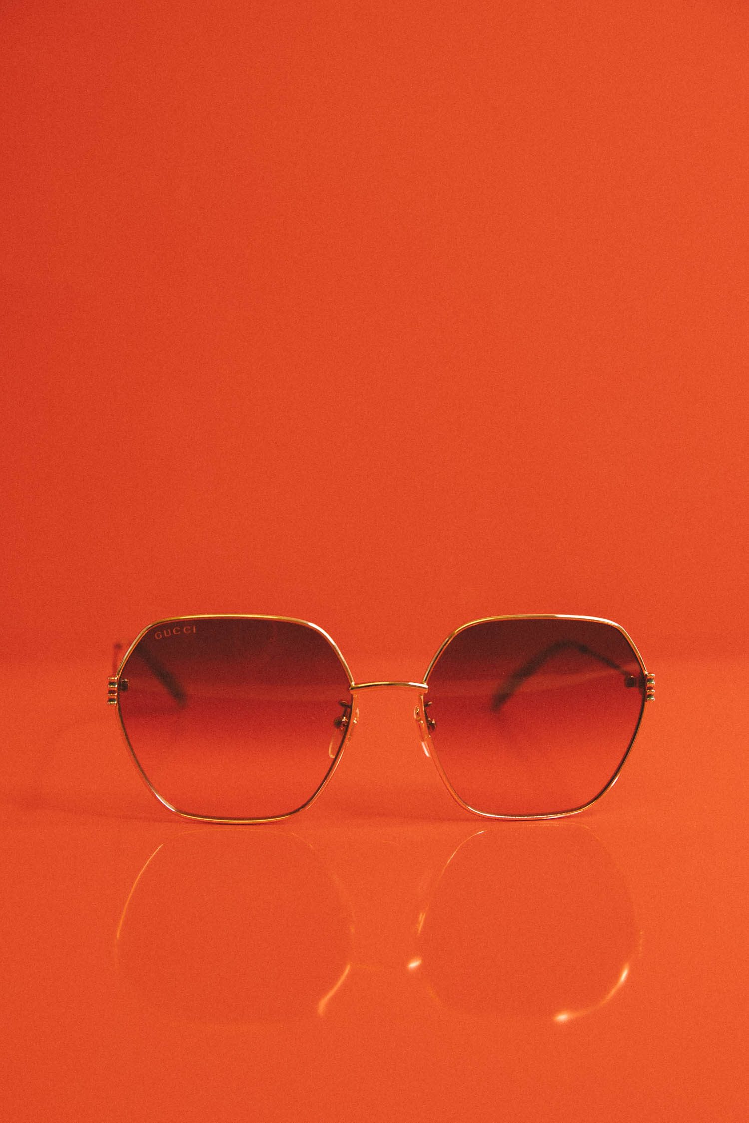 Thumbnail of http://Gucci%20Sonnenbrille%20in%20Gold%20und%20Braun