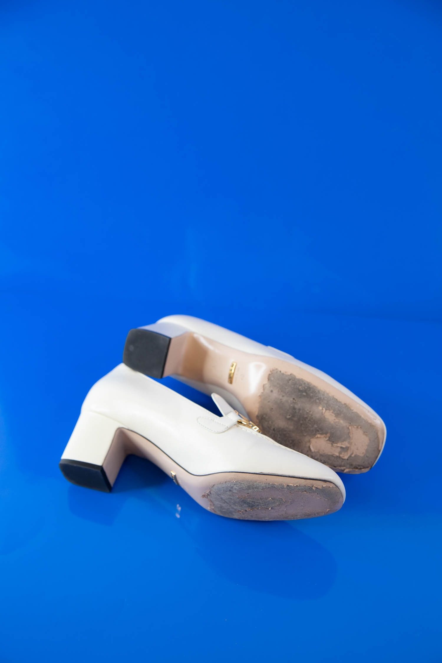 Thumbnail of http://Gucci%20Loafer%20mit%20Absatz%20in%20Weiß
