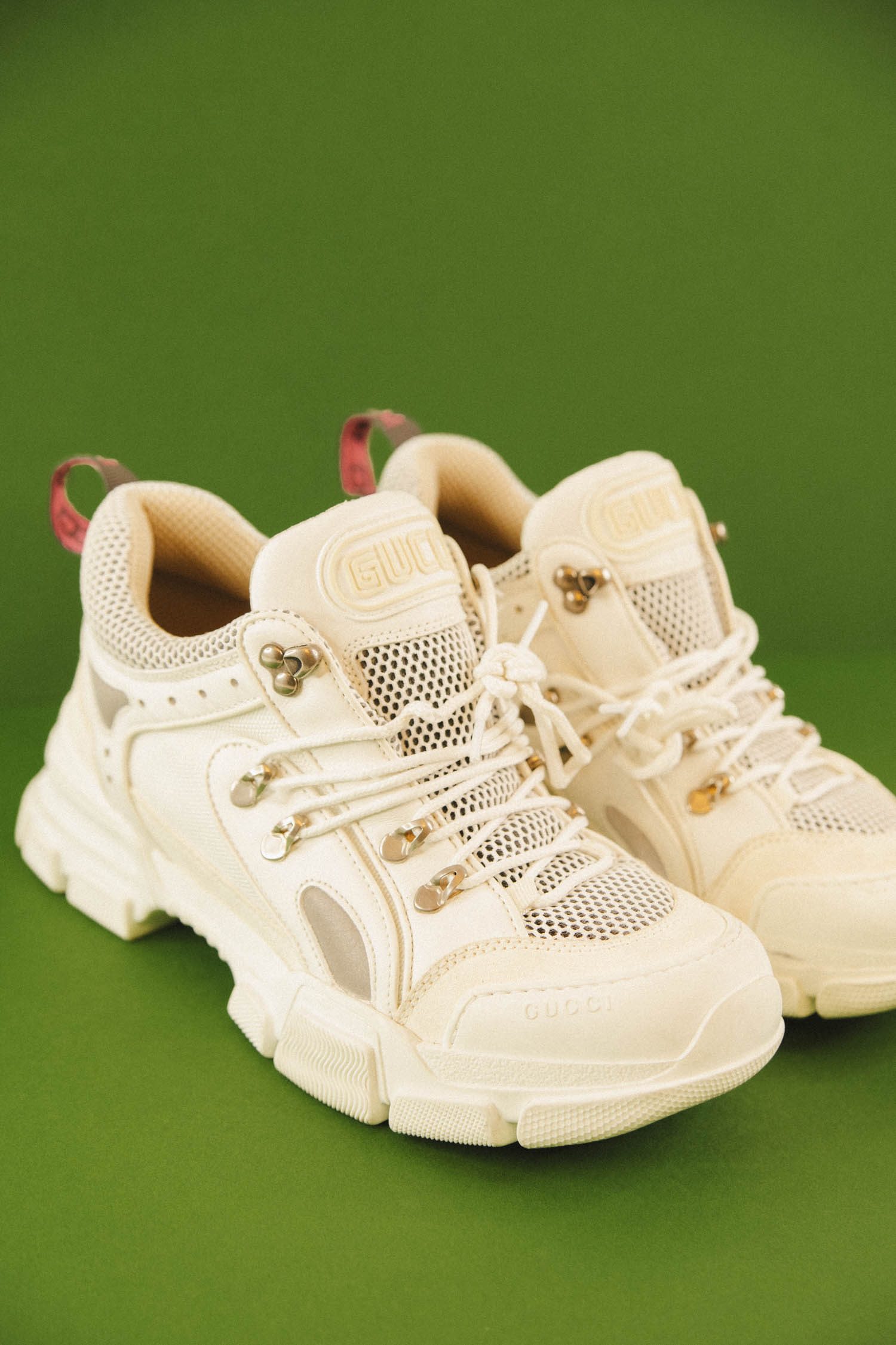 Thumbnail of http://Gucci%20Flashtrack%20Sneakers%20in%20Weiß