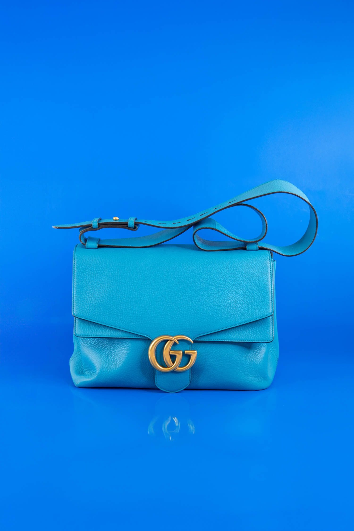 Thumbnail of http://Gucci%20Marmont%20Umhängetasche%20in%20Hellblau