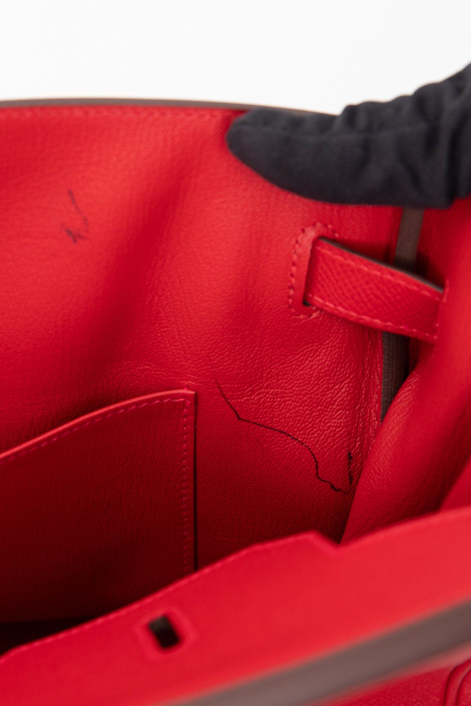 Thumbnail of http://Hermès%20Birkin%2035%20Handtasche%20in%20Rot