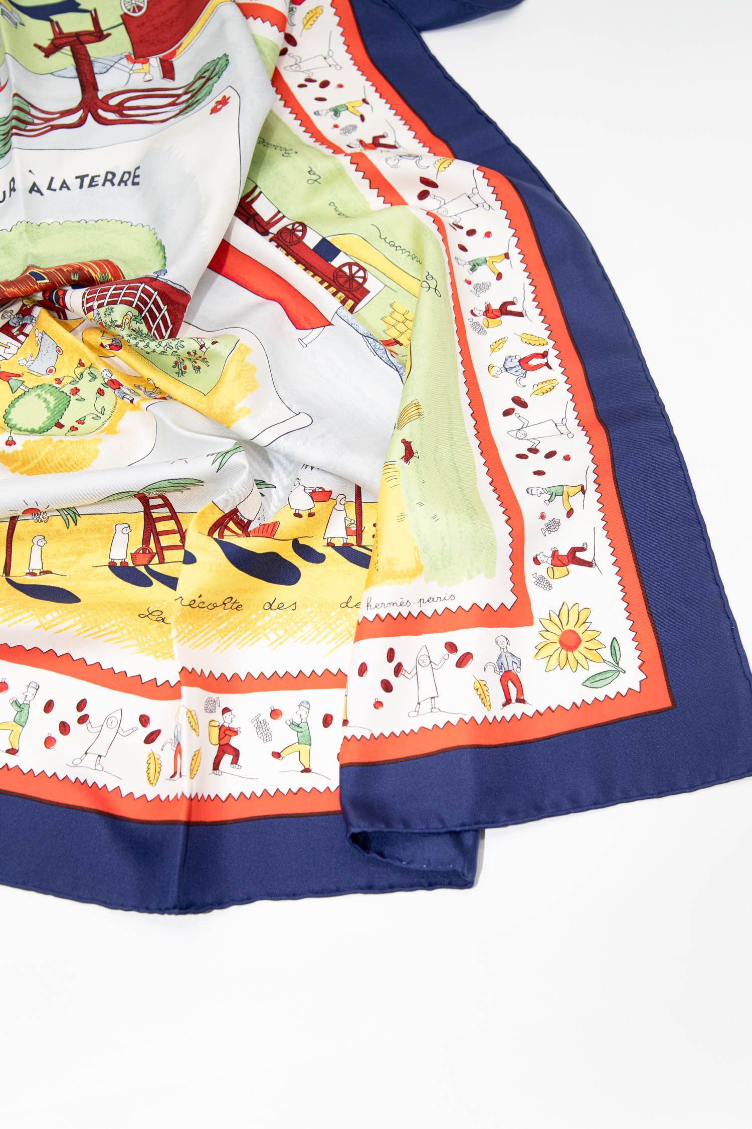 Thumbnail of http://Hermès-damen-accessoires-halstuch-tuch-Retour%20à%20la%20Terre-Seidencarré-Dunkelblau