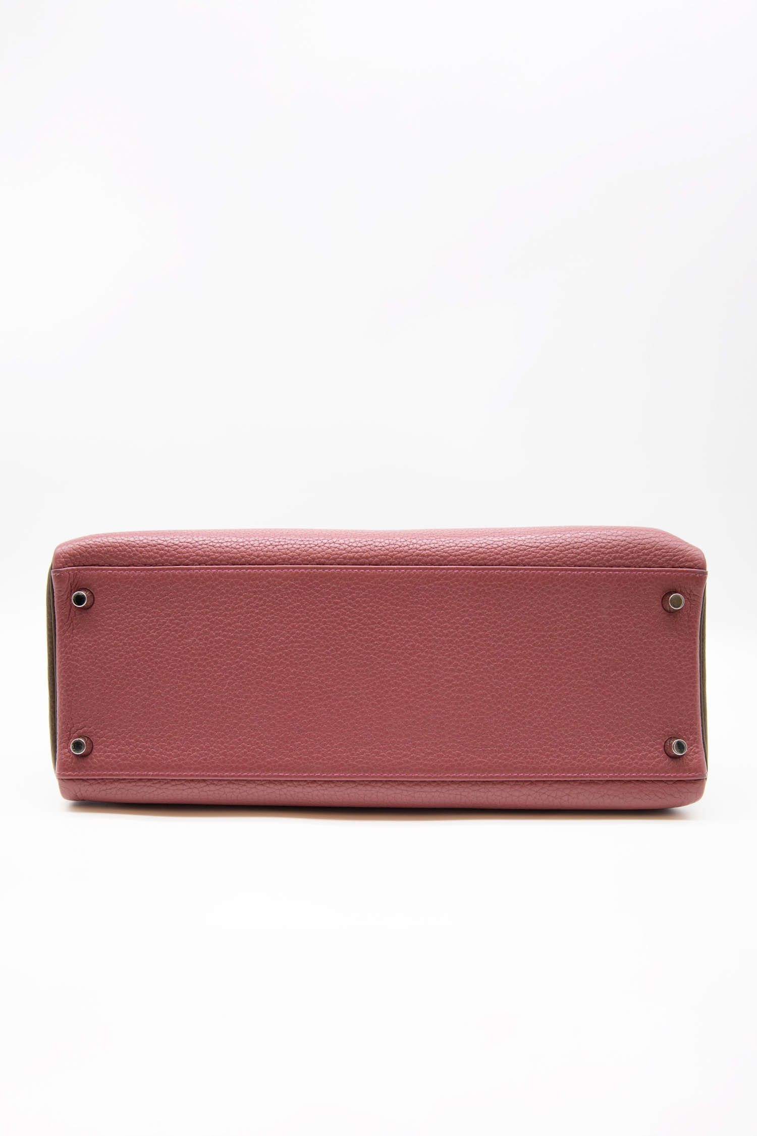 Thumbnail of http://Hermès%20Kelly%2035%20Clémence%20Palladium%20Tasche%20Bicolore%20in%20Tosca/Etain