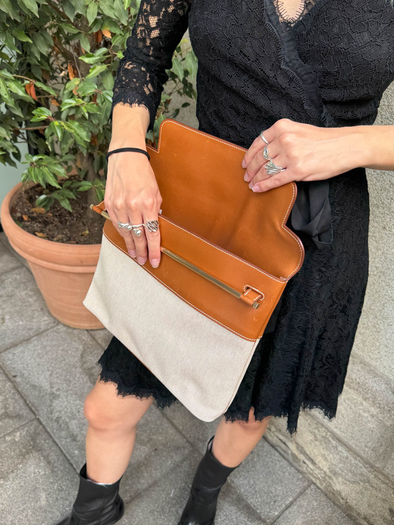 Thumbnail of http://Hermès%20Sac%20Sillage%20Schultertasche%20in%20Cognacbraun