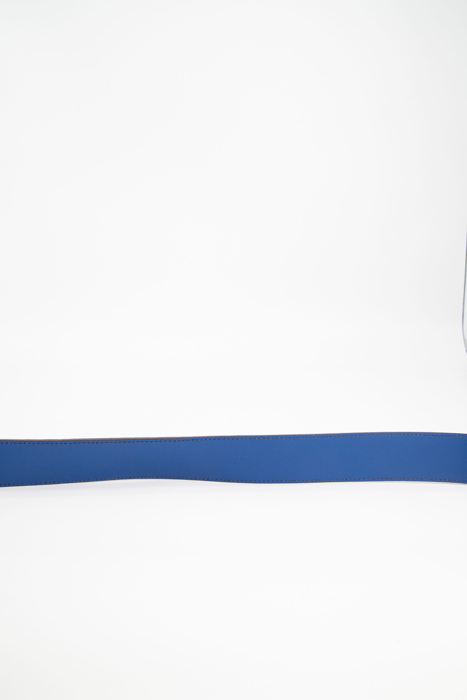 Louis Vuitton Gürtel mit LV-Schnalle in Blau