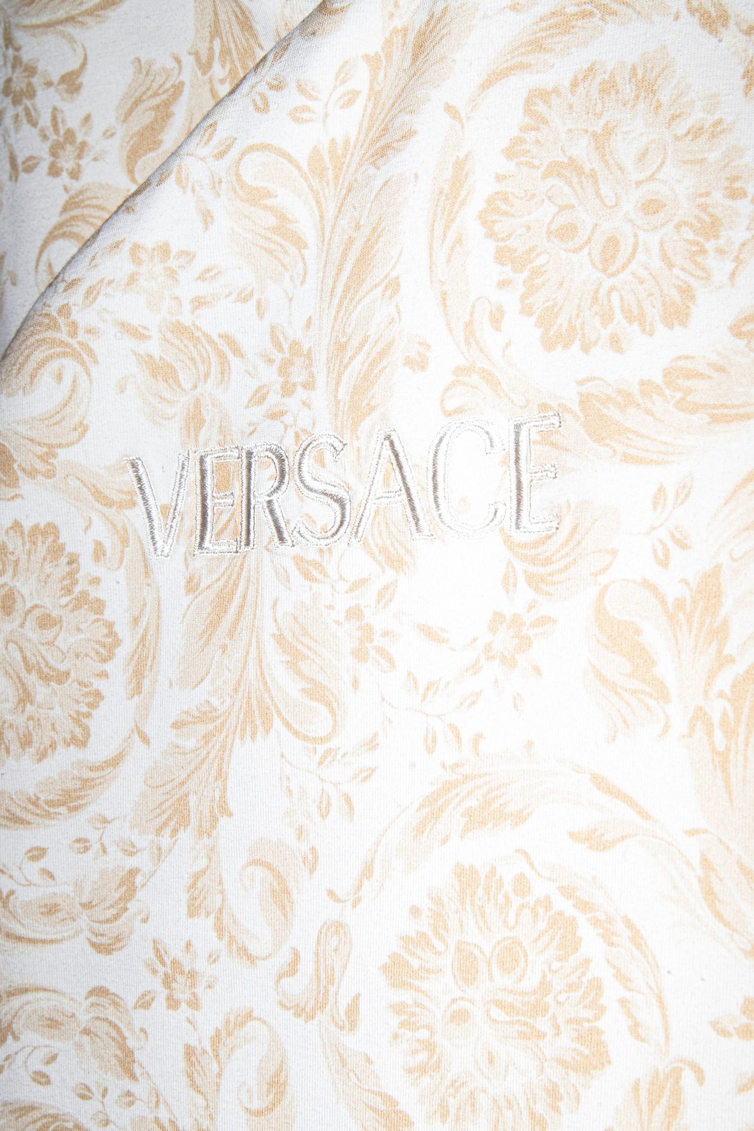 Thumbnail of http://Versace%20Schlafsack%20mit%20Einteiler%20für%20Baby%20mit%20Barocco-Print