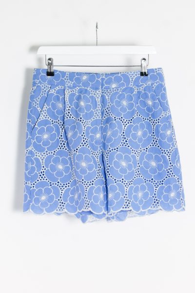 Poetry Shorts in blau mit Stickereien