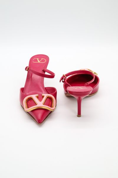 Valentino "VLogo Signature" Pumps in Pink