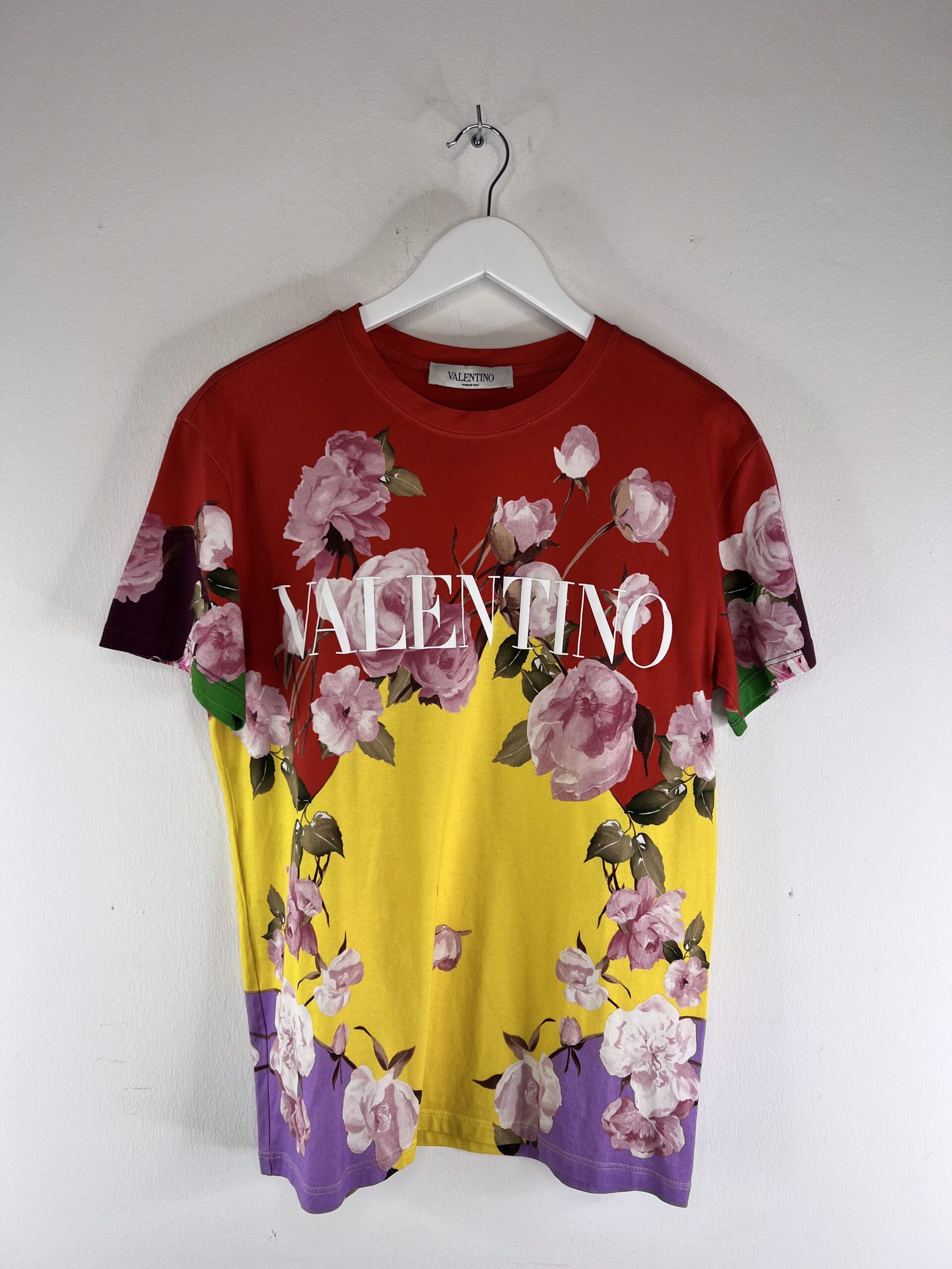 Valentino T-Shirt - Sunday Deal