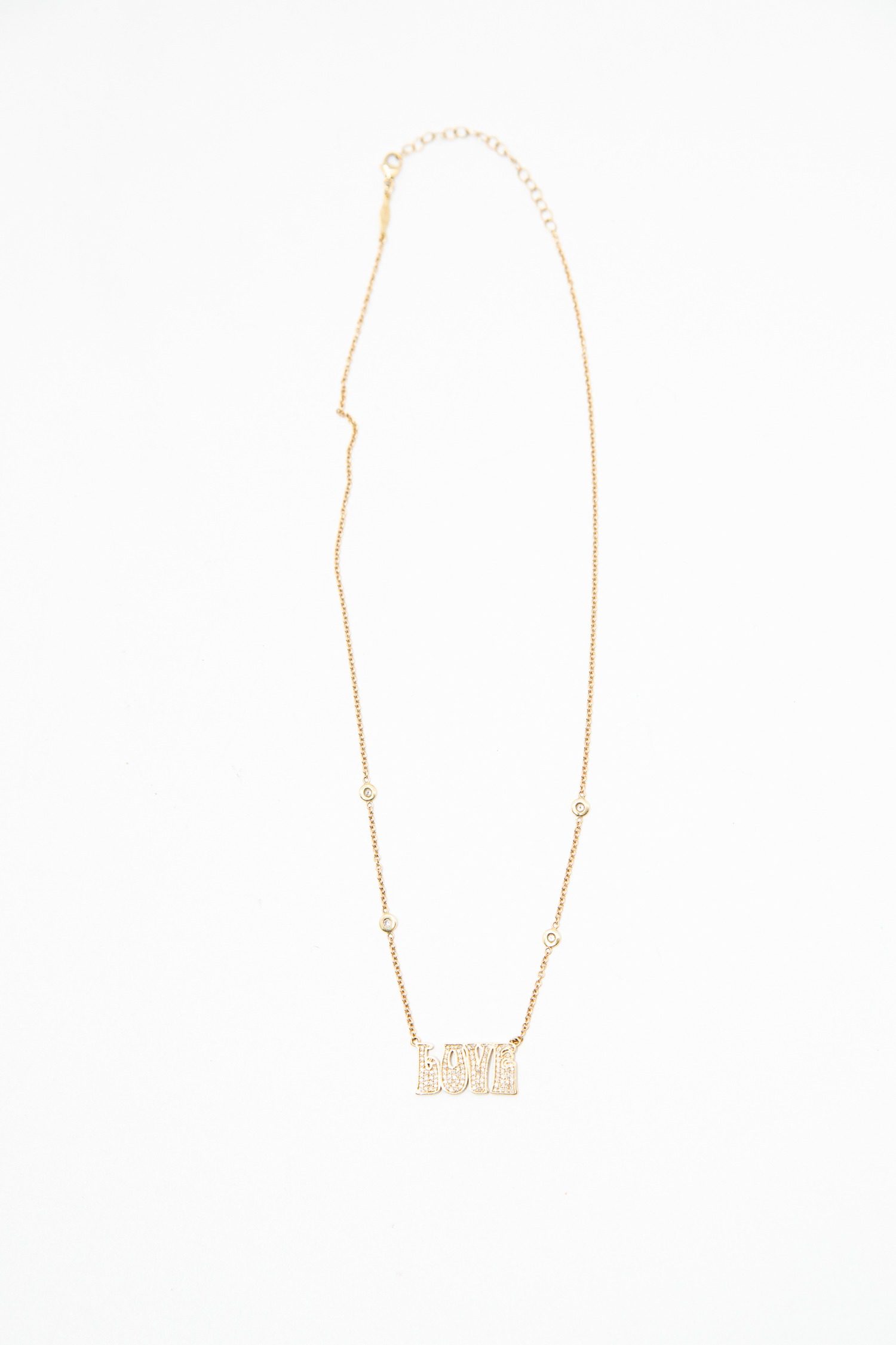 Thumbnail of http://Jacquie%20Aiche%20Love%20Halskette%20in%20Gold