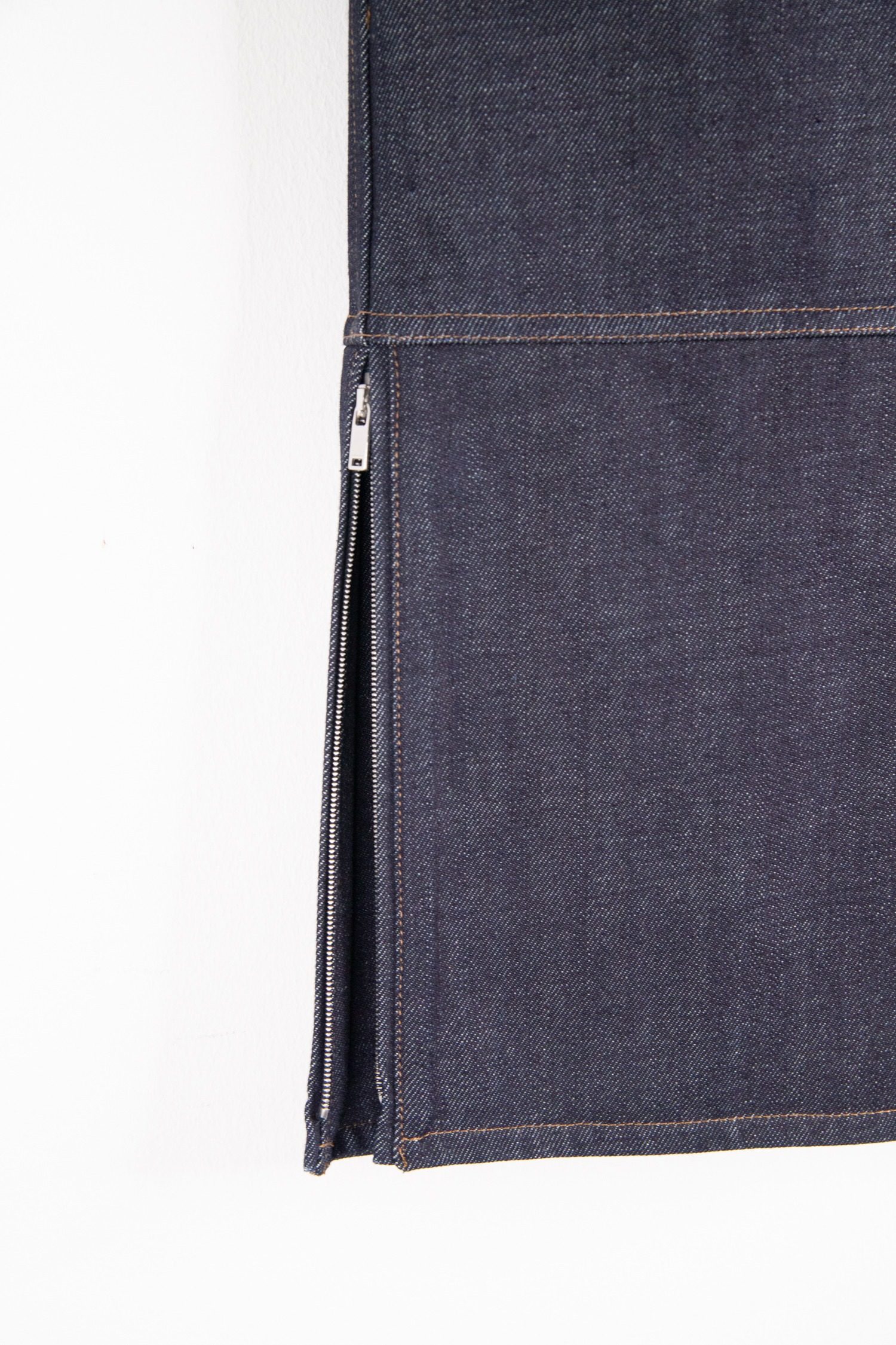 Thumbnail of http://Jil%20Sander%20Midirock%20aus%20Denim%20in%20Dunkelblau