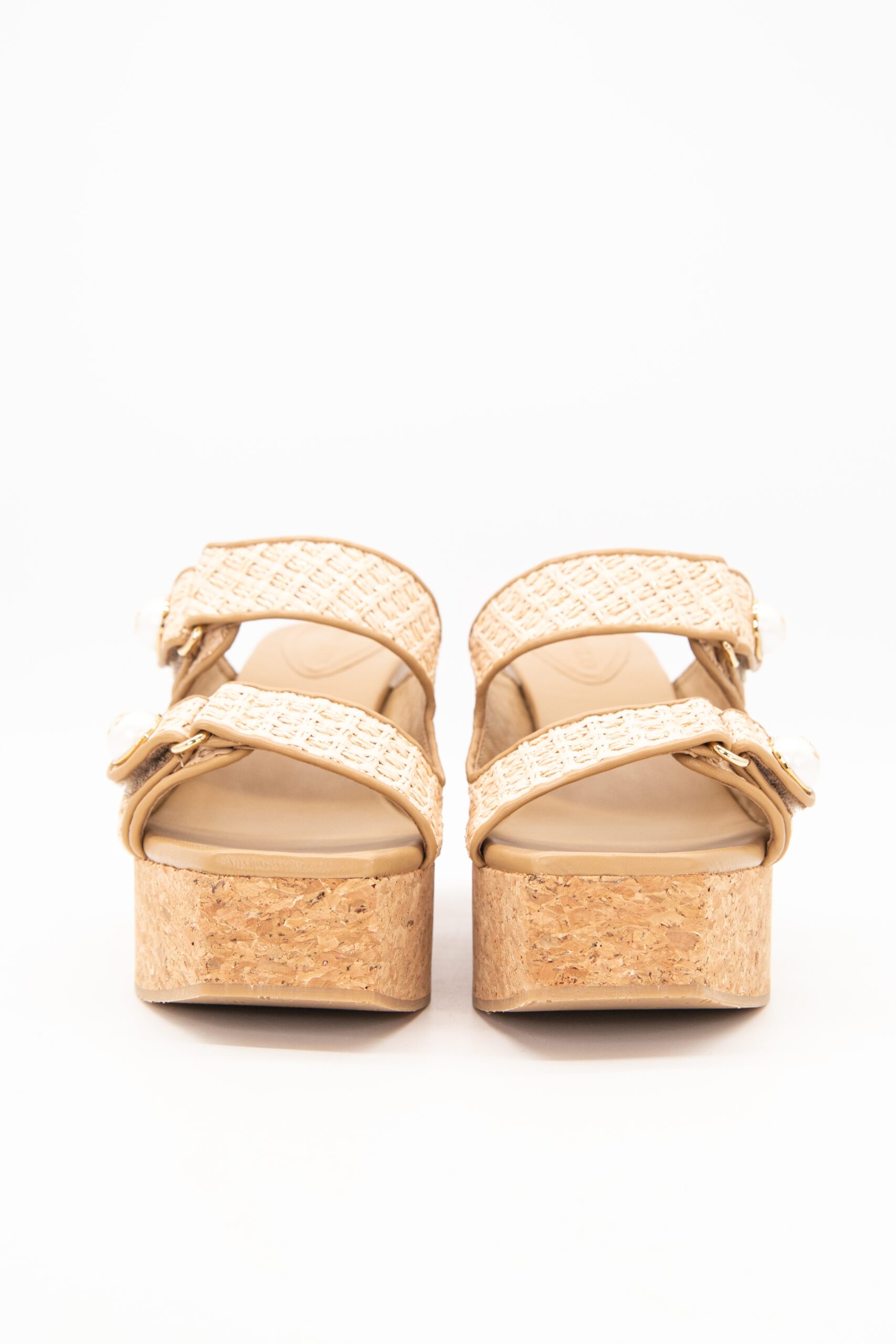 Thumbnail of http://Jimmy%20Choo%20Fayence%20Wedges%20mit%20Absatz%20in%20Beige