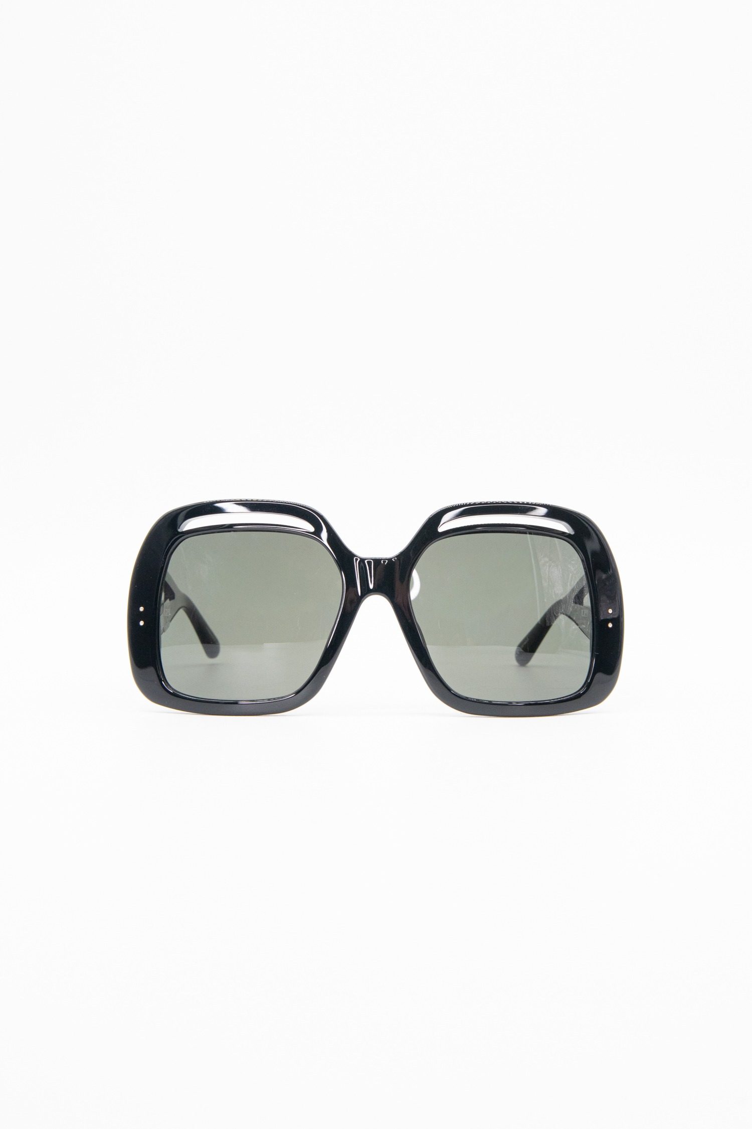 Thumbnail of http://Linda%20Farrow%20Renata%20Sonnenbrille%20in%20Schwarz%20und%20Gold