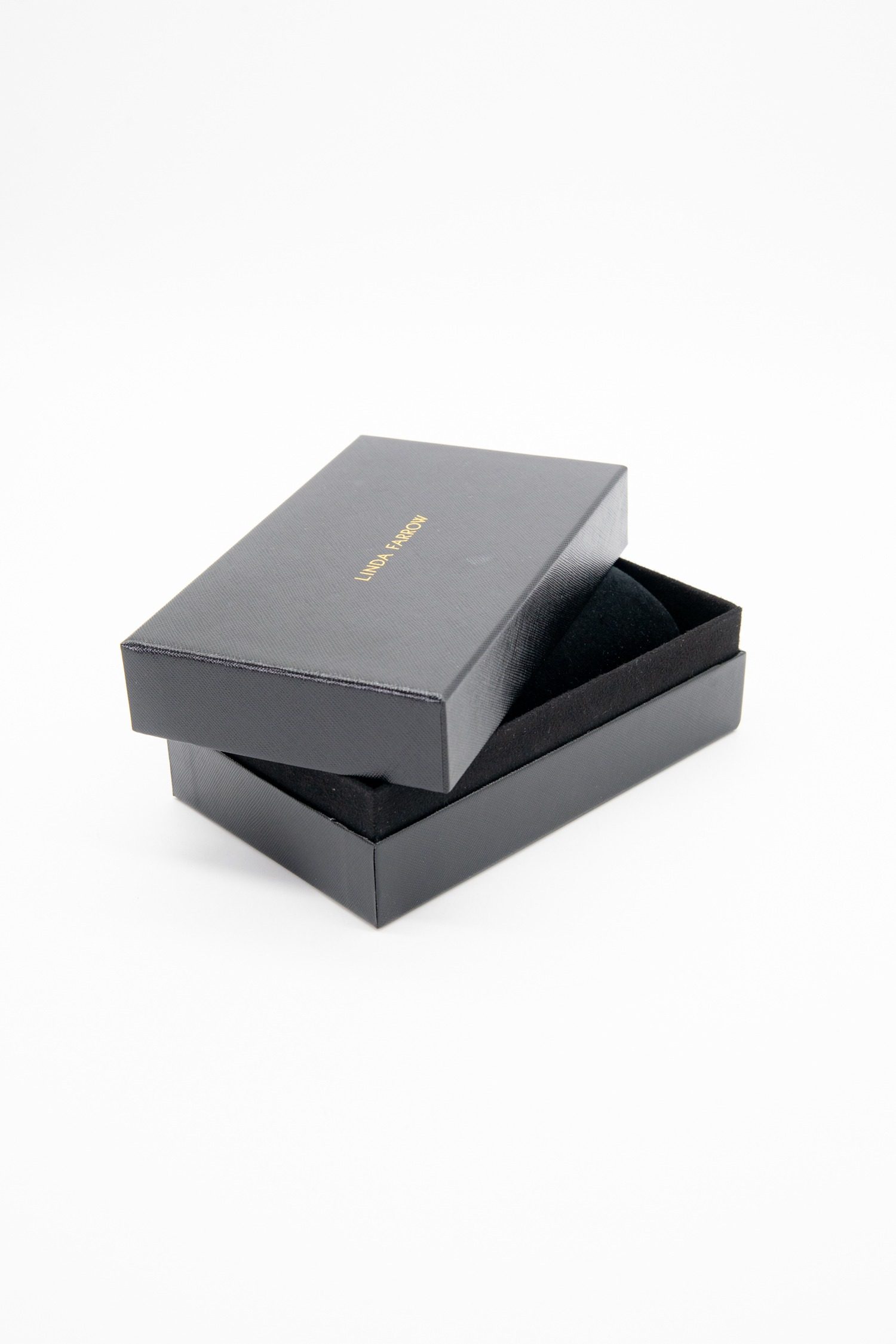 Thumbnail of http://Linda%20Farrow%20Renata%20Sonnenbrille%20in%20Schwarz%20und%20Gold