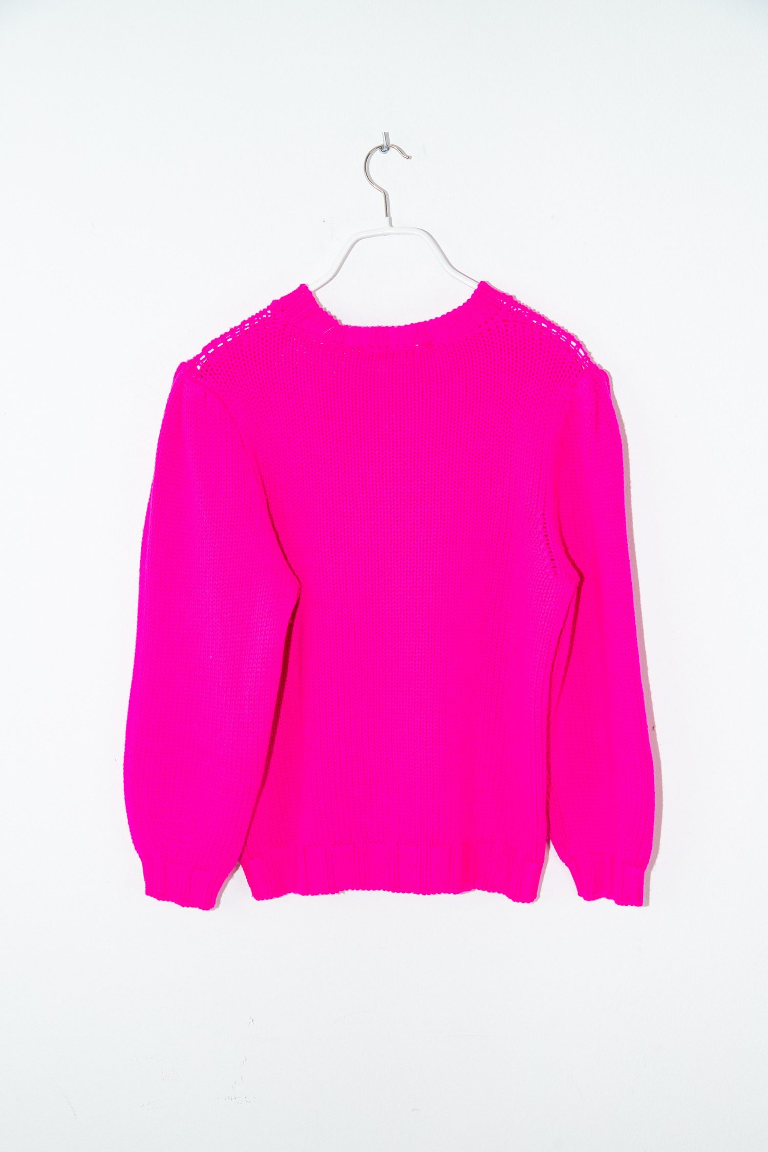 Thumbnail of http://Liviana%20Conti%20Strickpullover%20in%20Neonpink