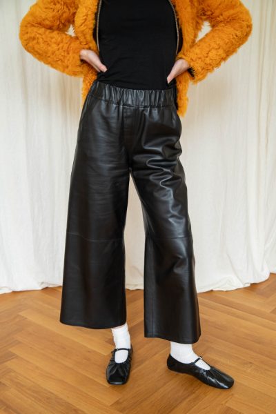 Loewe Lederhose mit Gummizug in Schwarz
